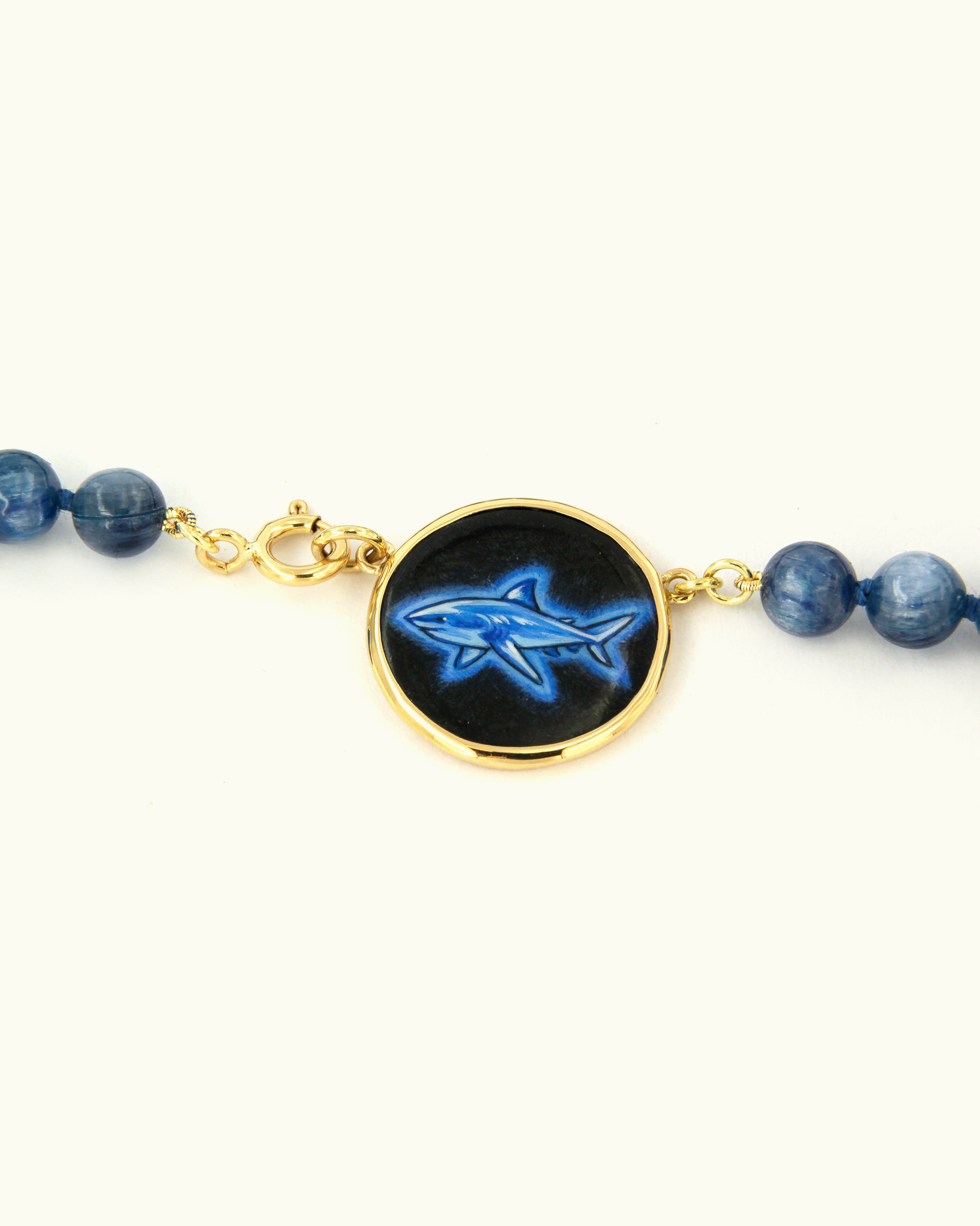 Blue Shark Coloris Necklace in Lunar Cobalt