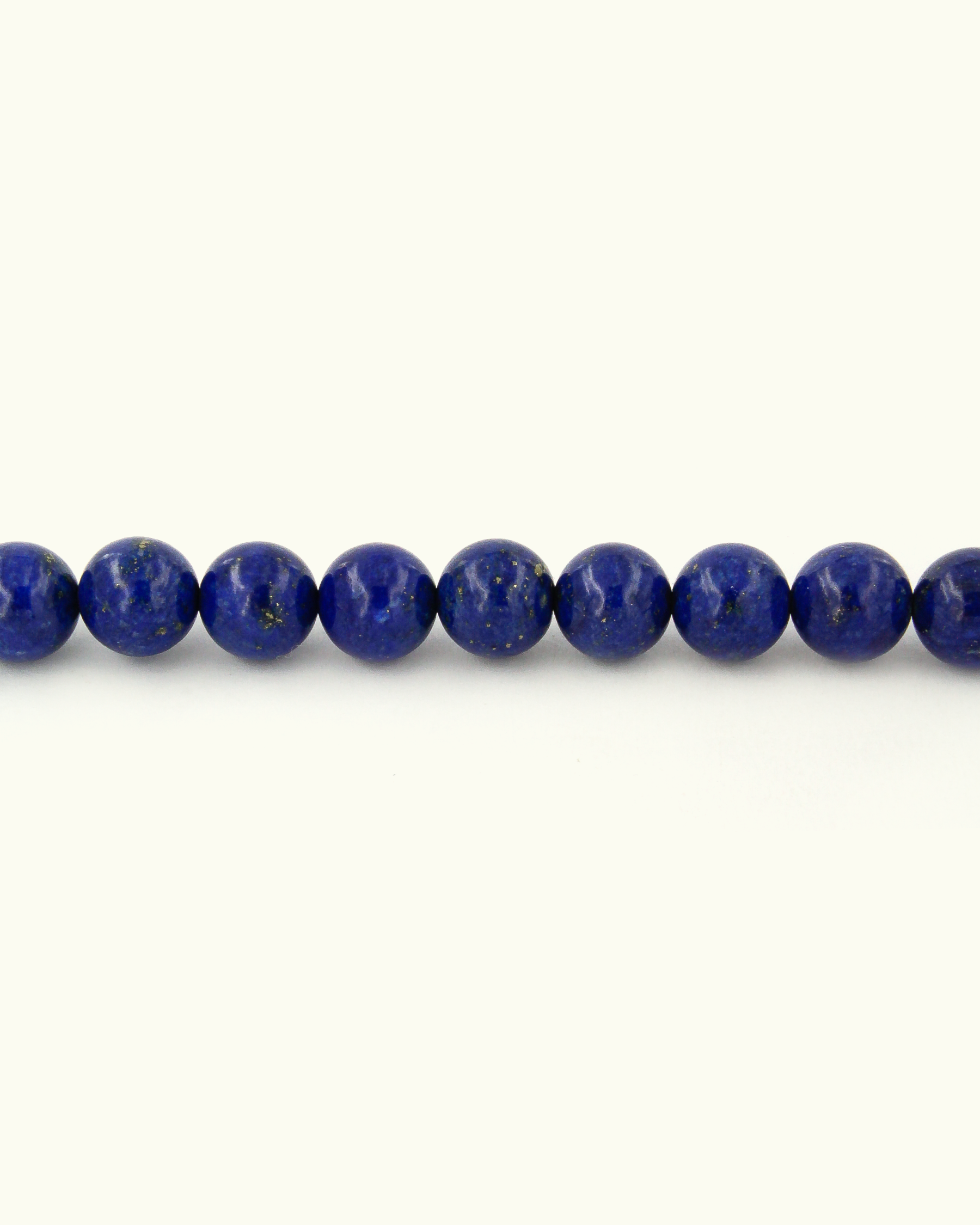 Shark Red Coloris Necklace in Deep Blue