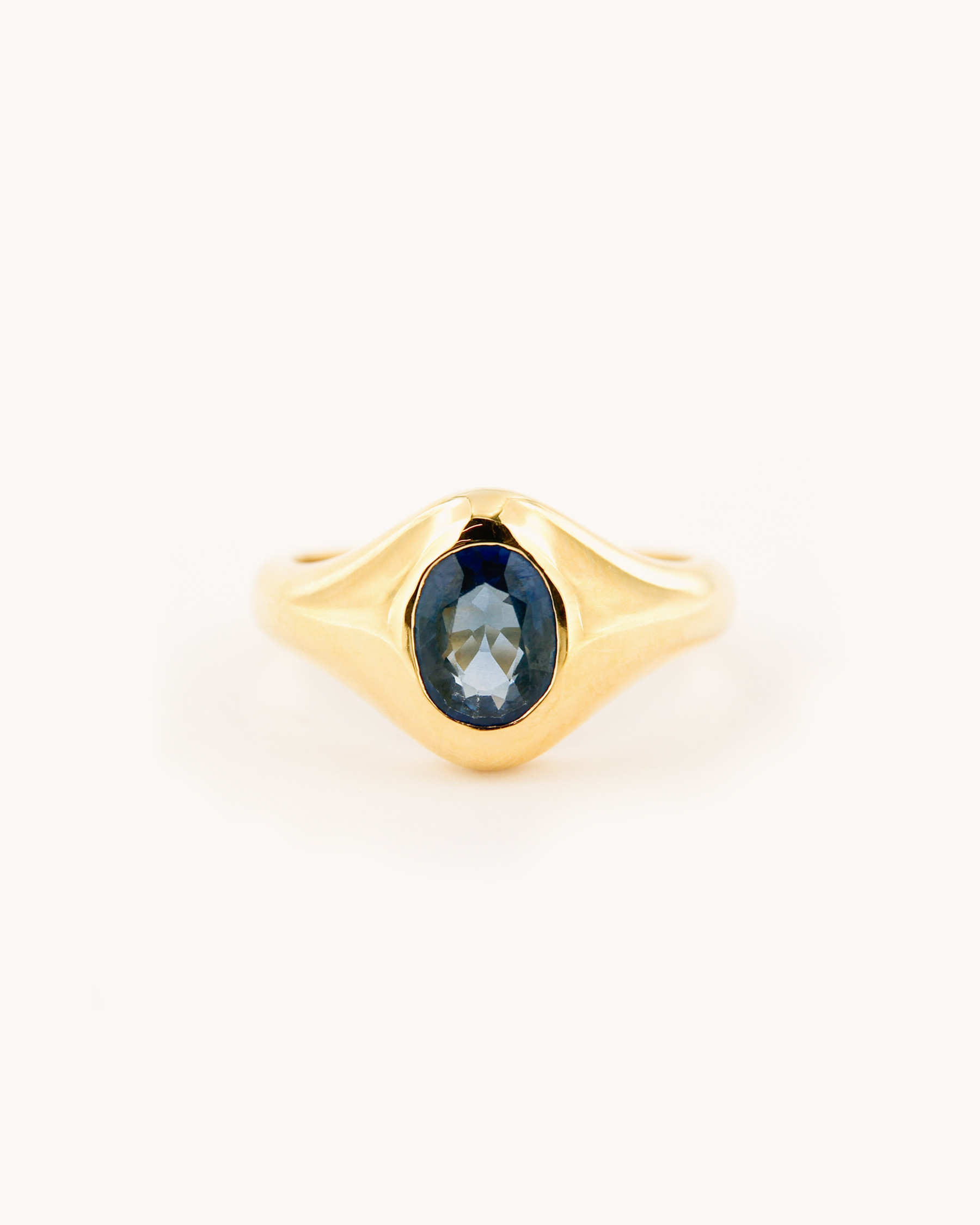 Anello Rombo con Zaffiro