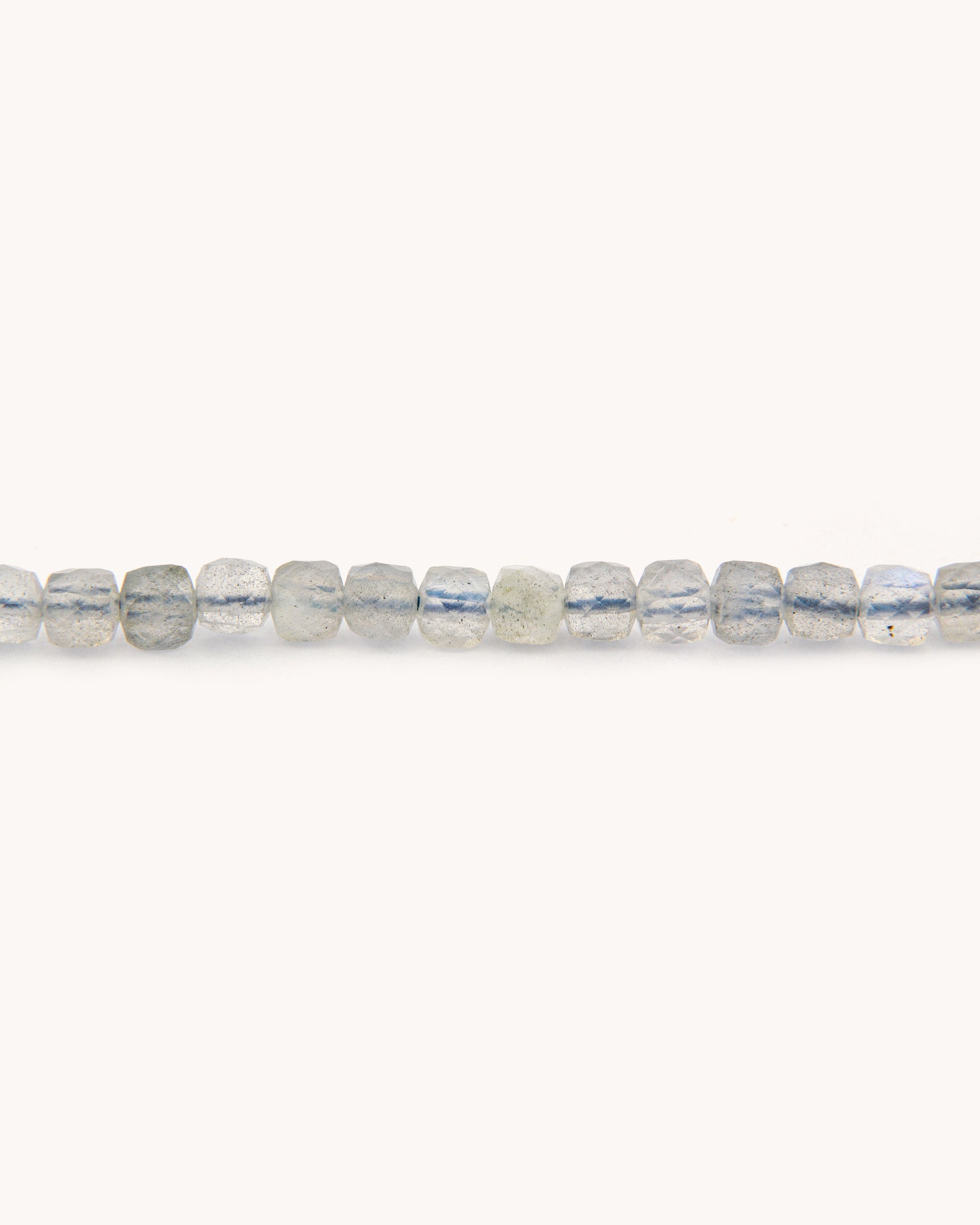 Collana Coloris Cuore nel Grigio Nebbia