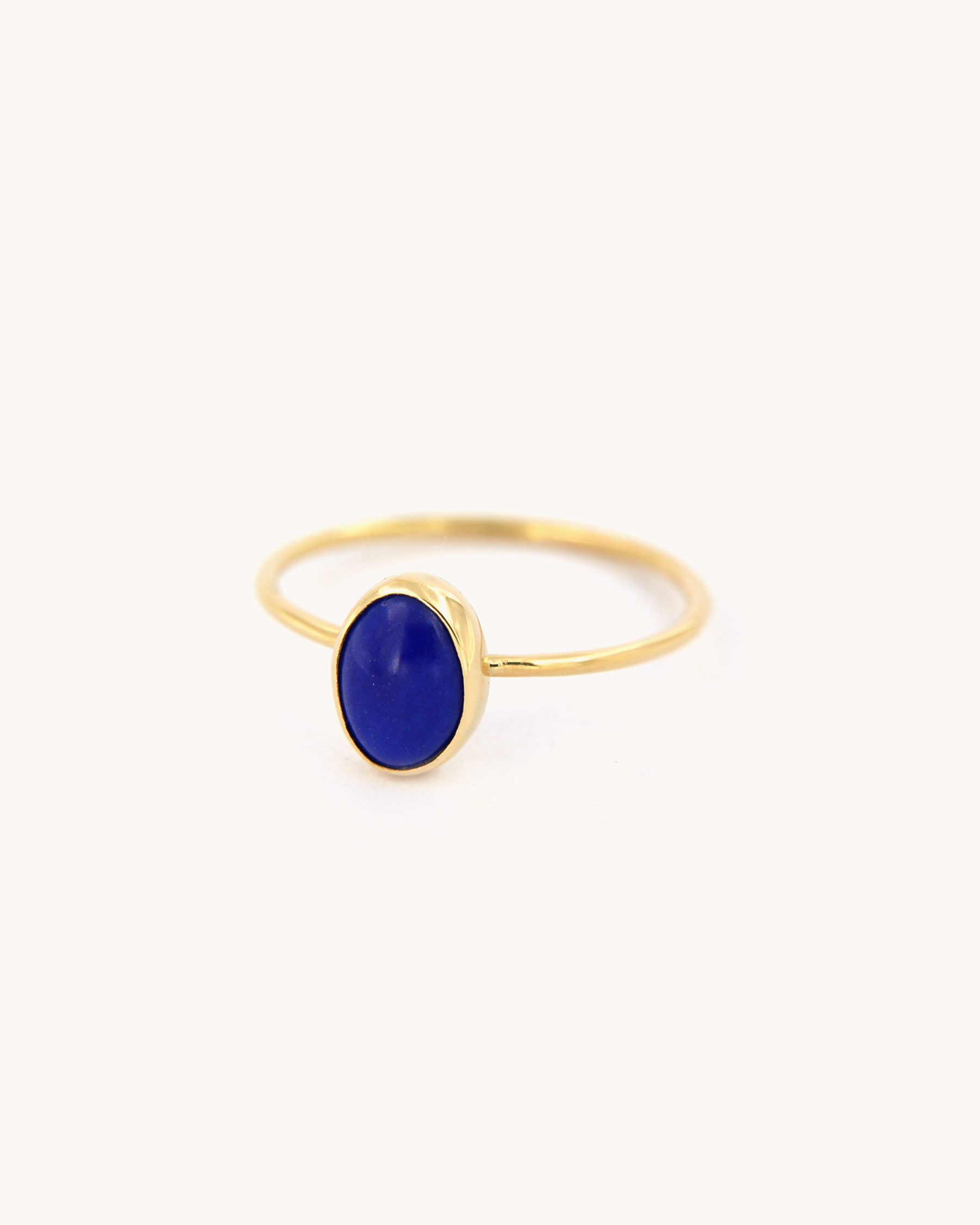 Anello a filo con Lapislazzulo