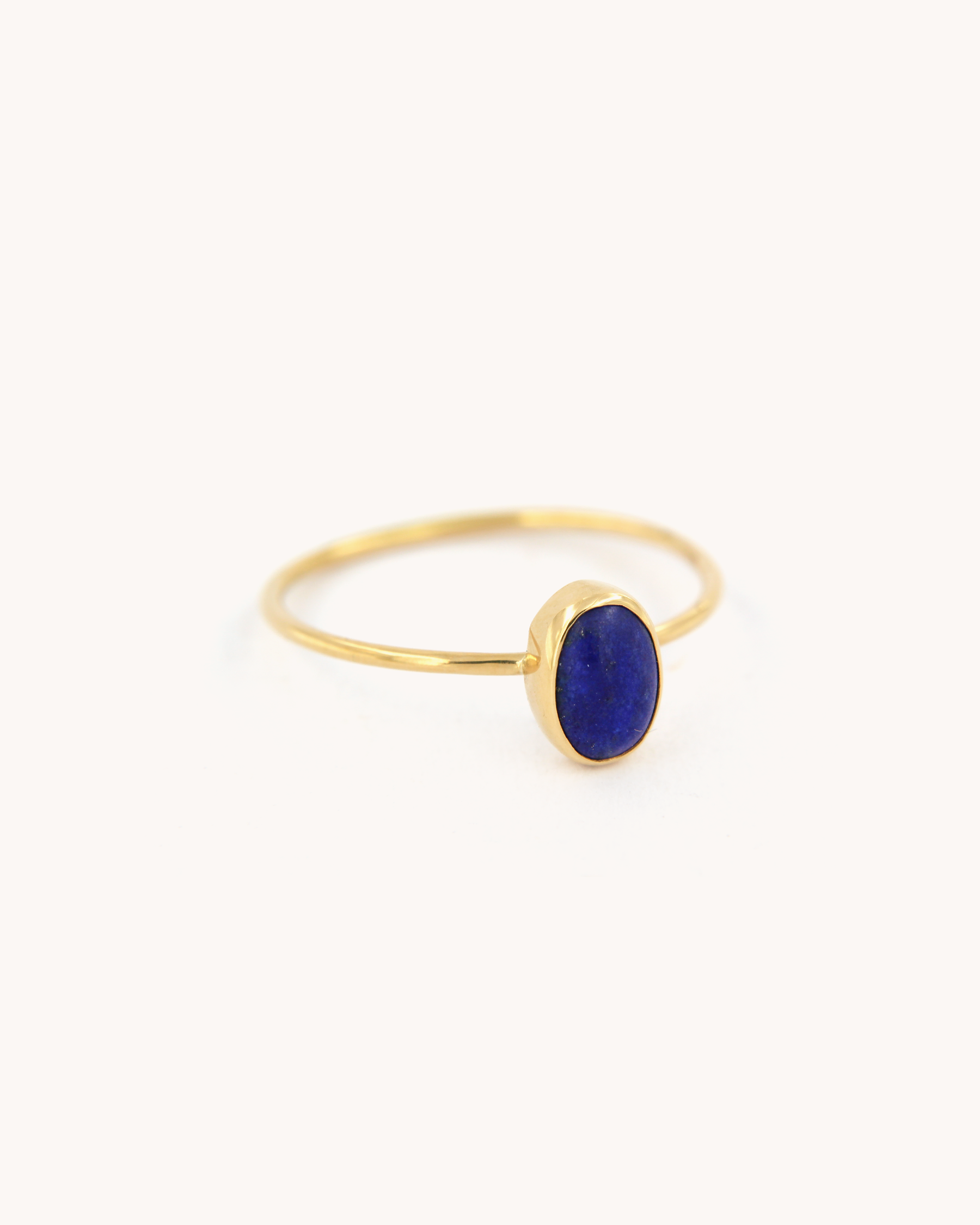 Anello a filo con Lapislazzulo