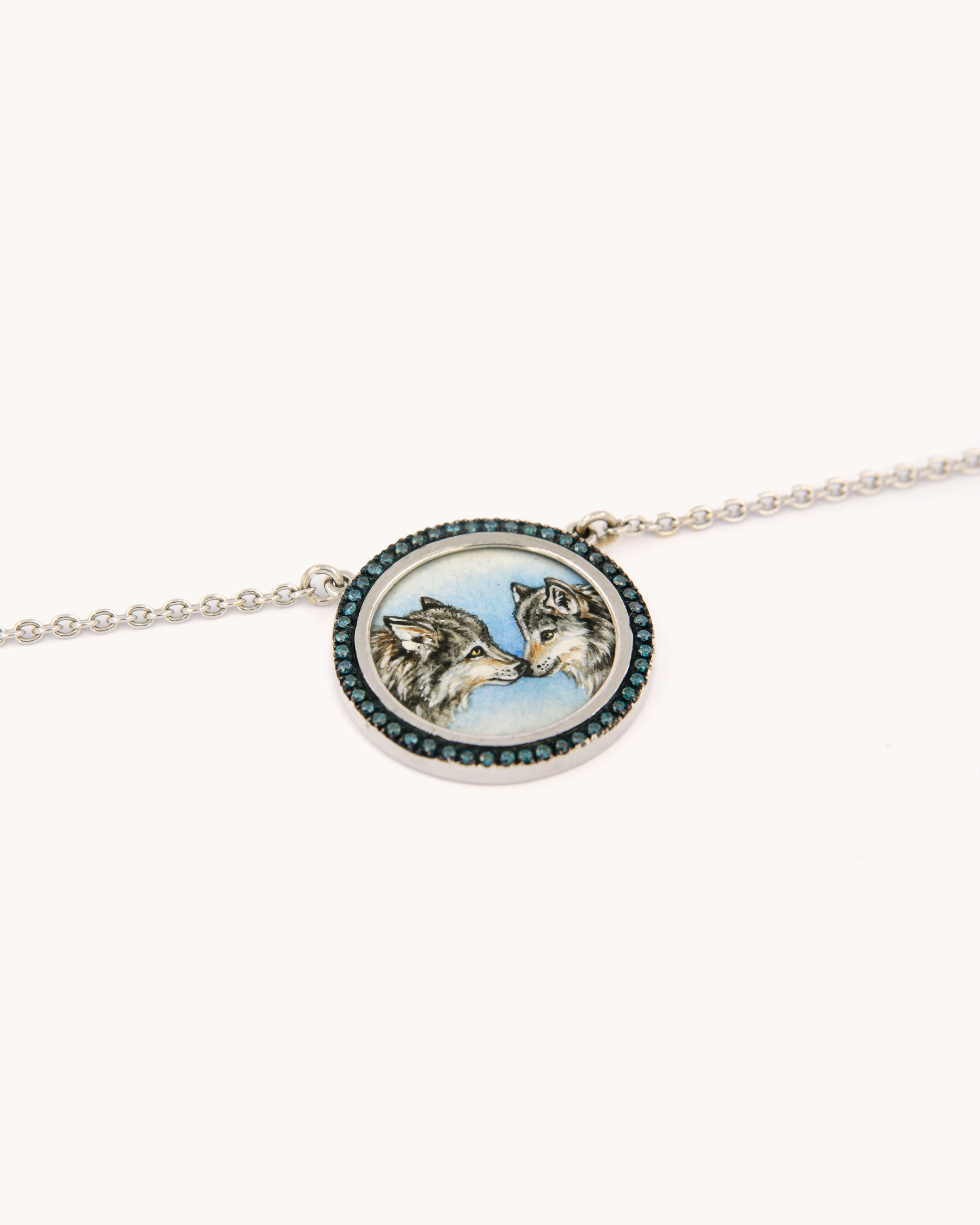 Wolves Diamond Necklace