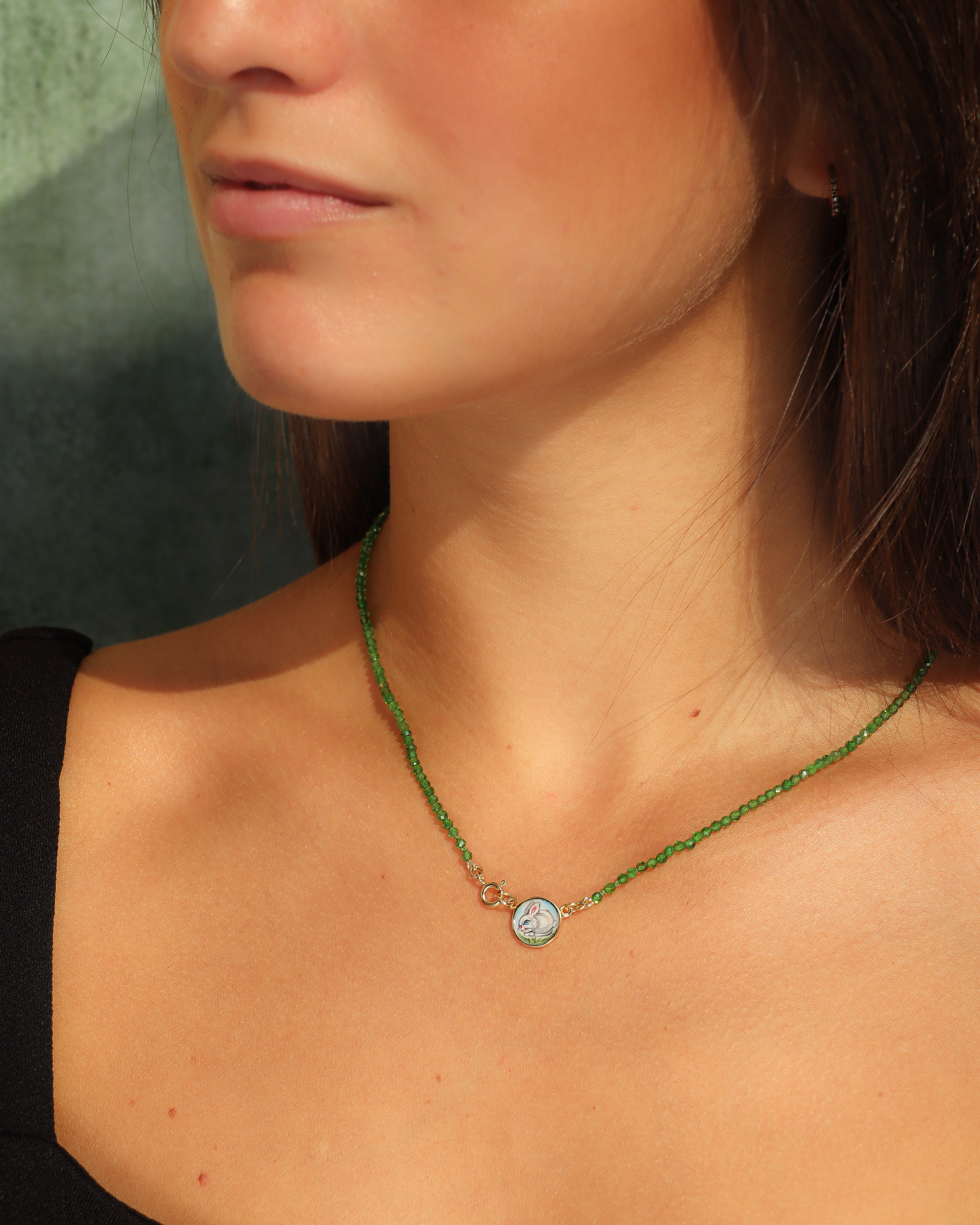 Collana Coloris Coniglio nel Verde Prato