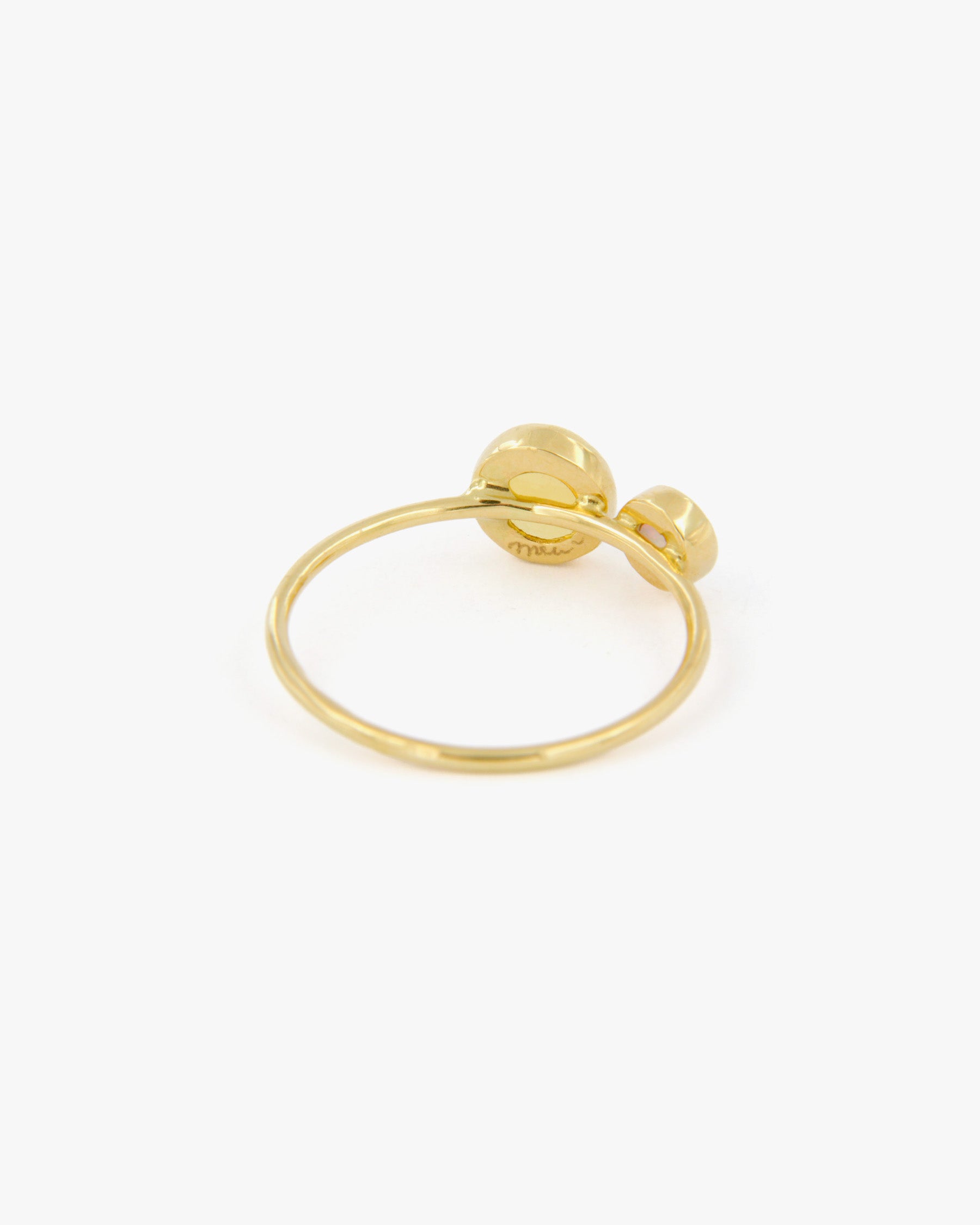 Anello a Filo con Doppia Gemma