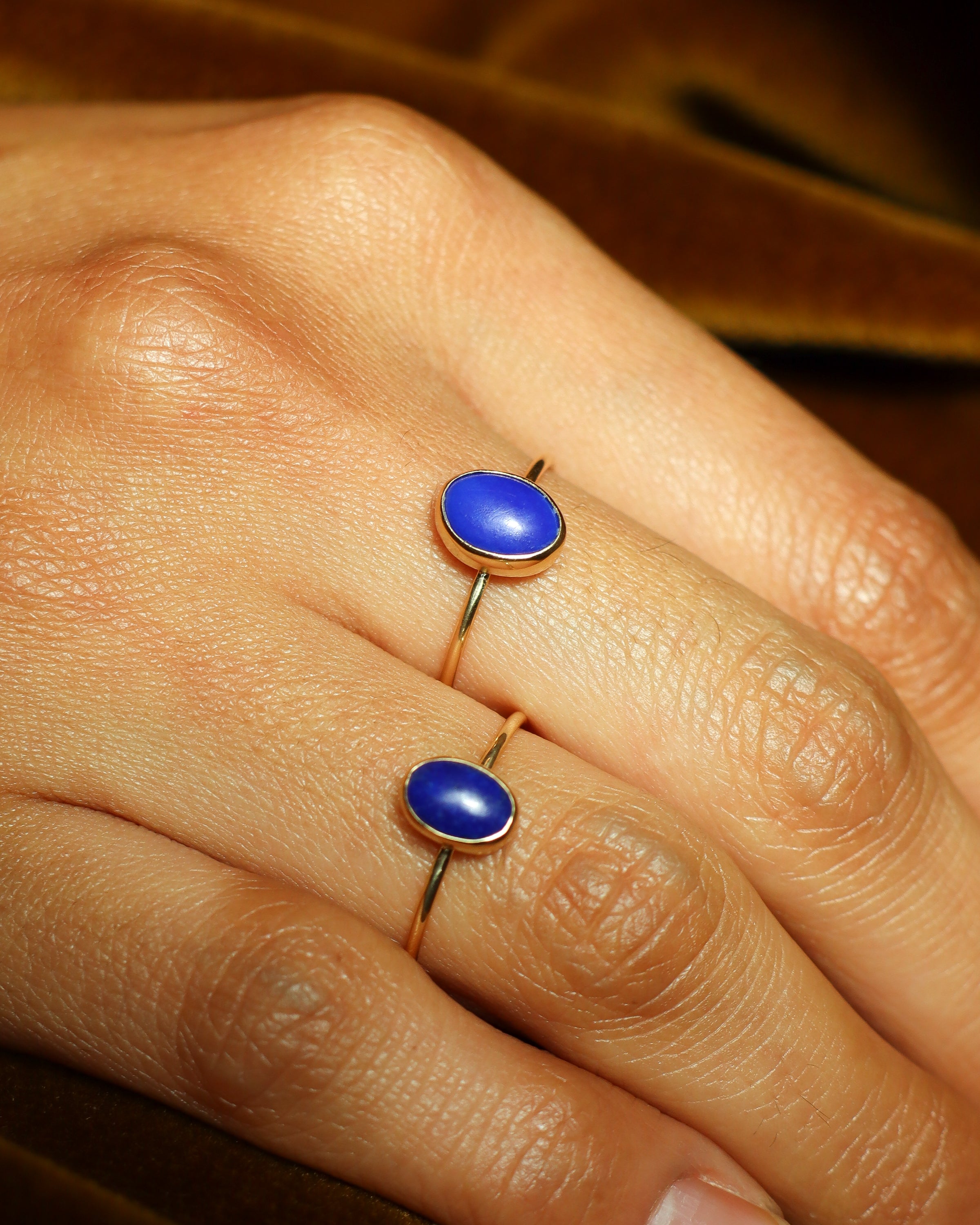 Anello a filo con Lapislazzulo