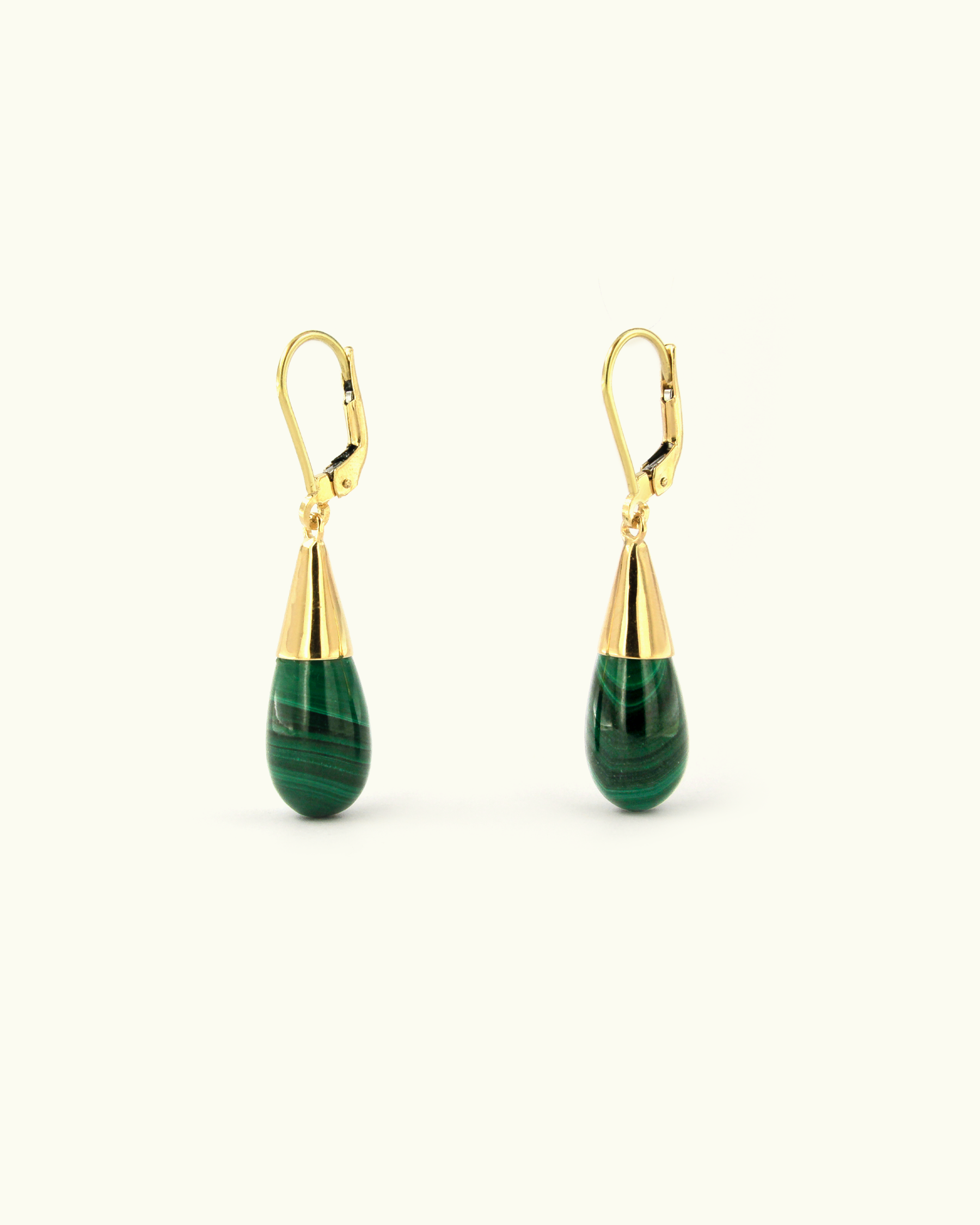 Orecchini in oro giallo 18 carati con gocce di malachite