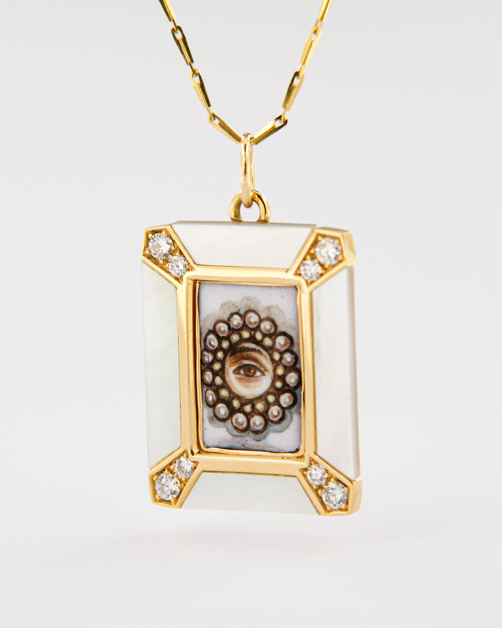 Treasuring the Gaze Pendant