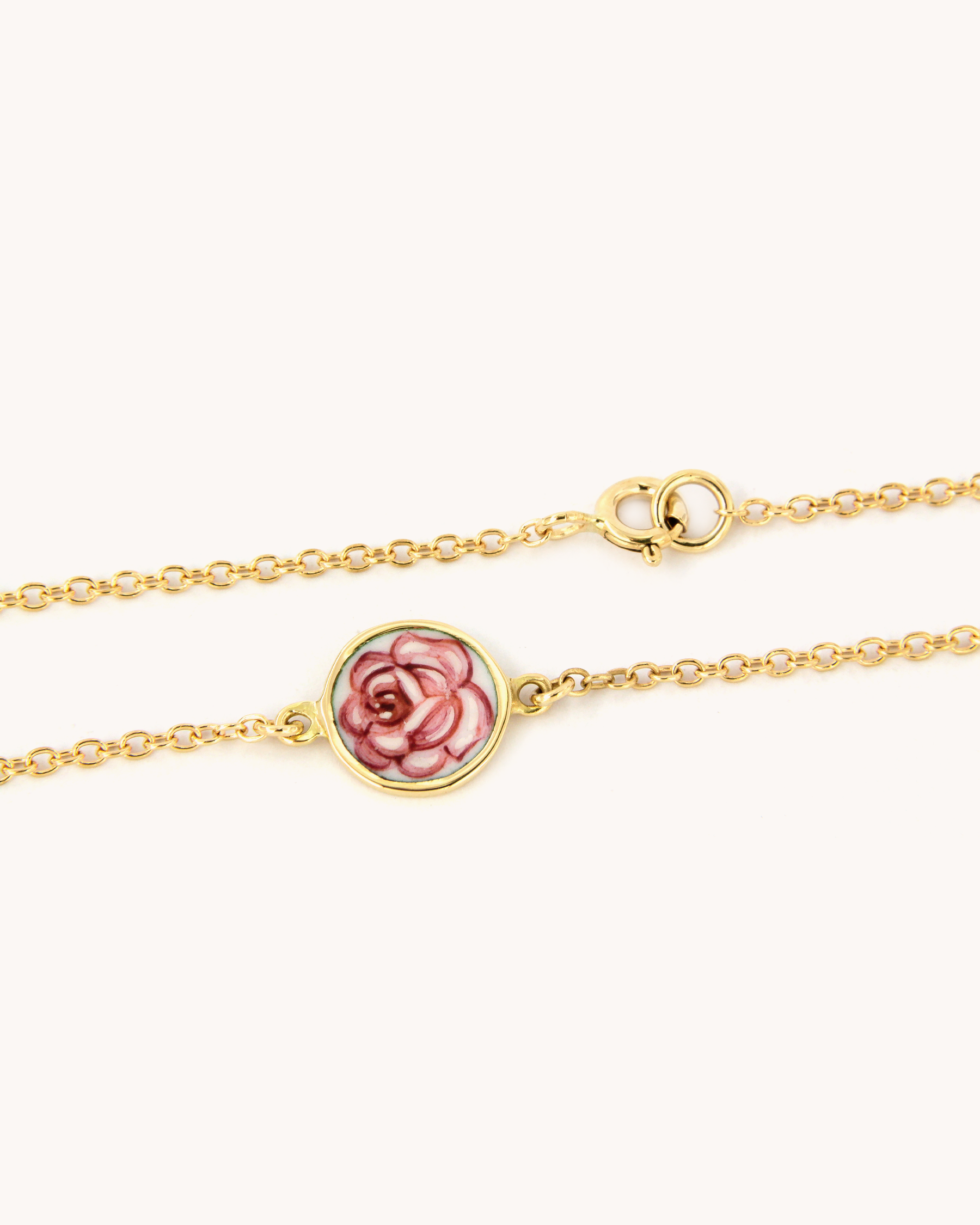 Bracciale Rosa in oro giallo 18K con rosa dipinta a mano in smalto a fuoco