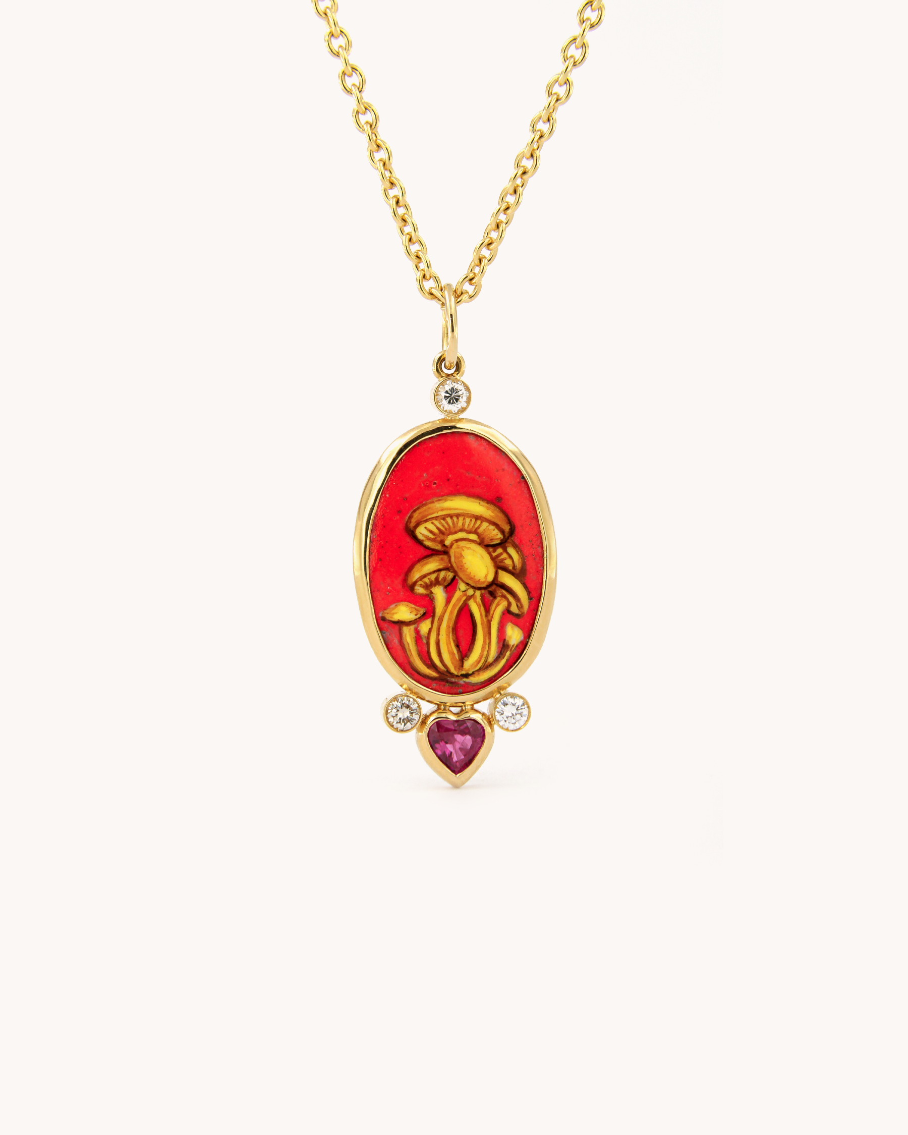 Ciondolo Funghi Magici in oro 18K con rubino a cuore e diamanti
