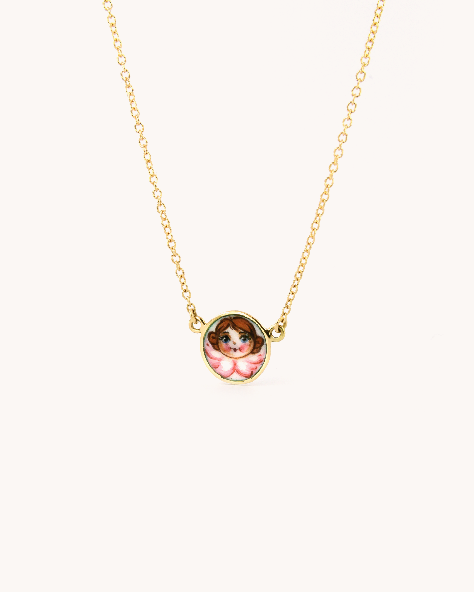 Collana angelo rosa in oro 18 carati con smalto dipinto a mano, gioiello artigianale Merù Gioielli