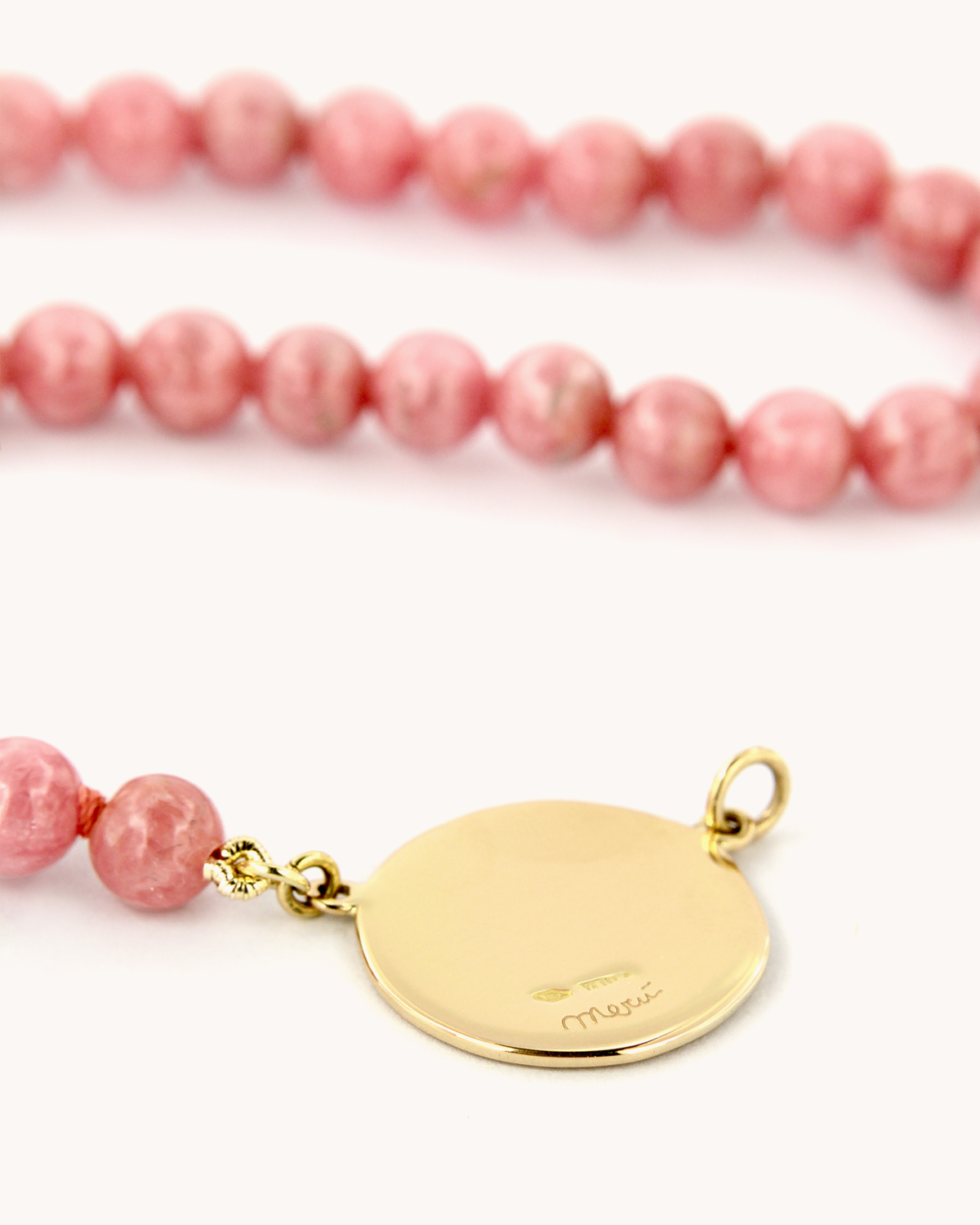 Collana Coloris Angelo nel Rosa Floreale con perline di rodocrosite e angelo dipinto a mano in smalto a fuoco