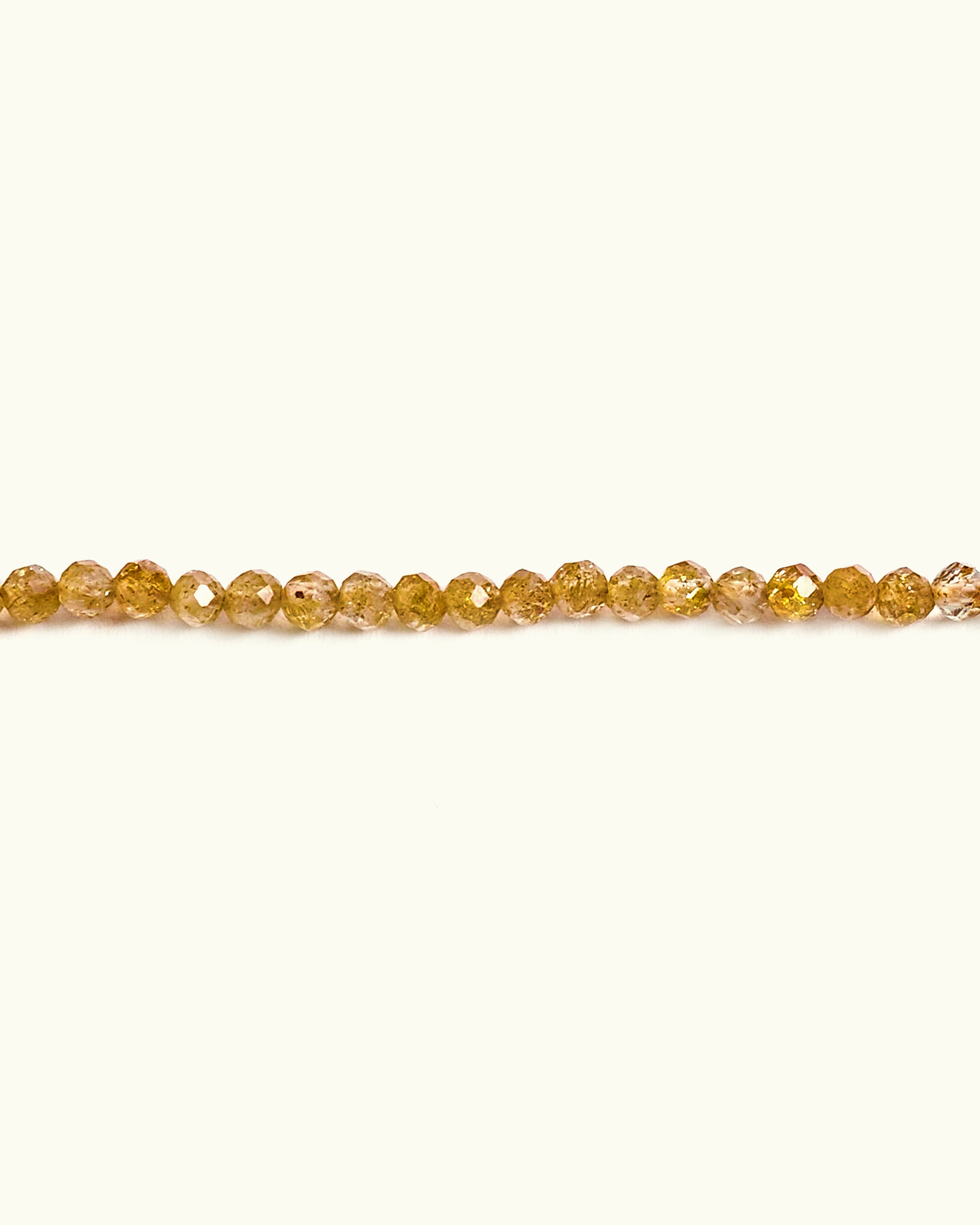 Collana Coloris in pietra del sole con piastra in oro giallo 18K e tramonto dipinto a mano in smalto a fuoco