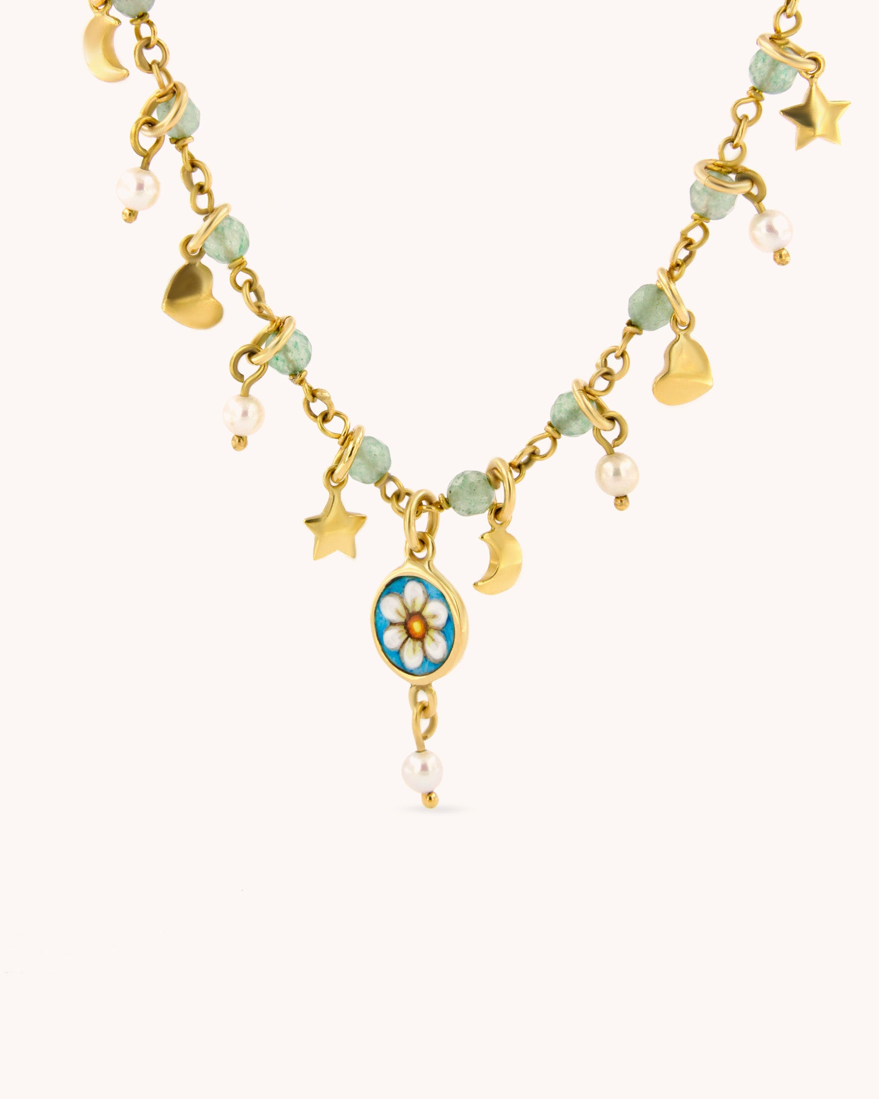 Collana Mediterraneo in oro giallo 18K con perline di avventurina e ciondoli simbolici tra stelle, lune, perle e smalto a fuoco dipinto a mano.