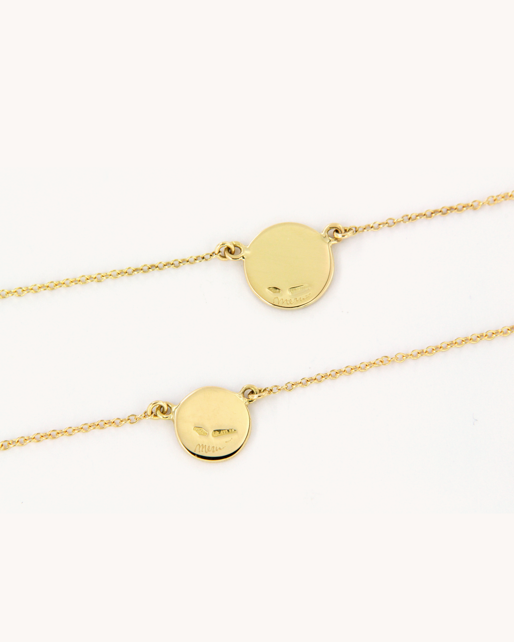 Collana Rosa in oro giallo 18 carati con ciondolo a forma di rosa in smalto a fuoco dipinto a mano