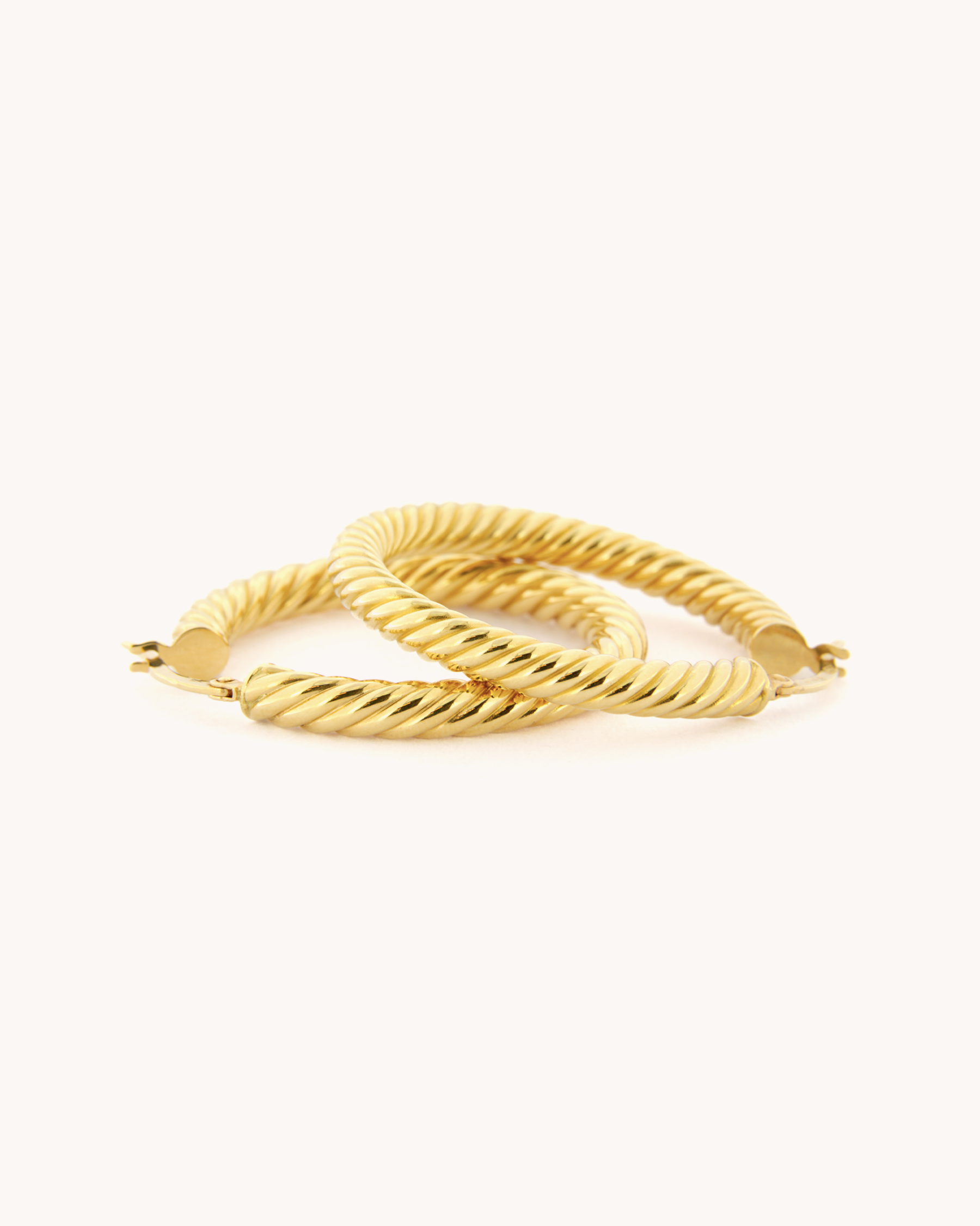 Orecchini a cerchio Torchon in oro giallo 18 carati con lavorazione a corda ritorta