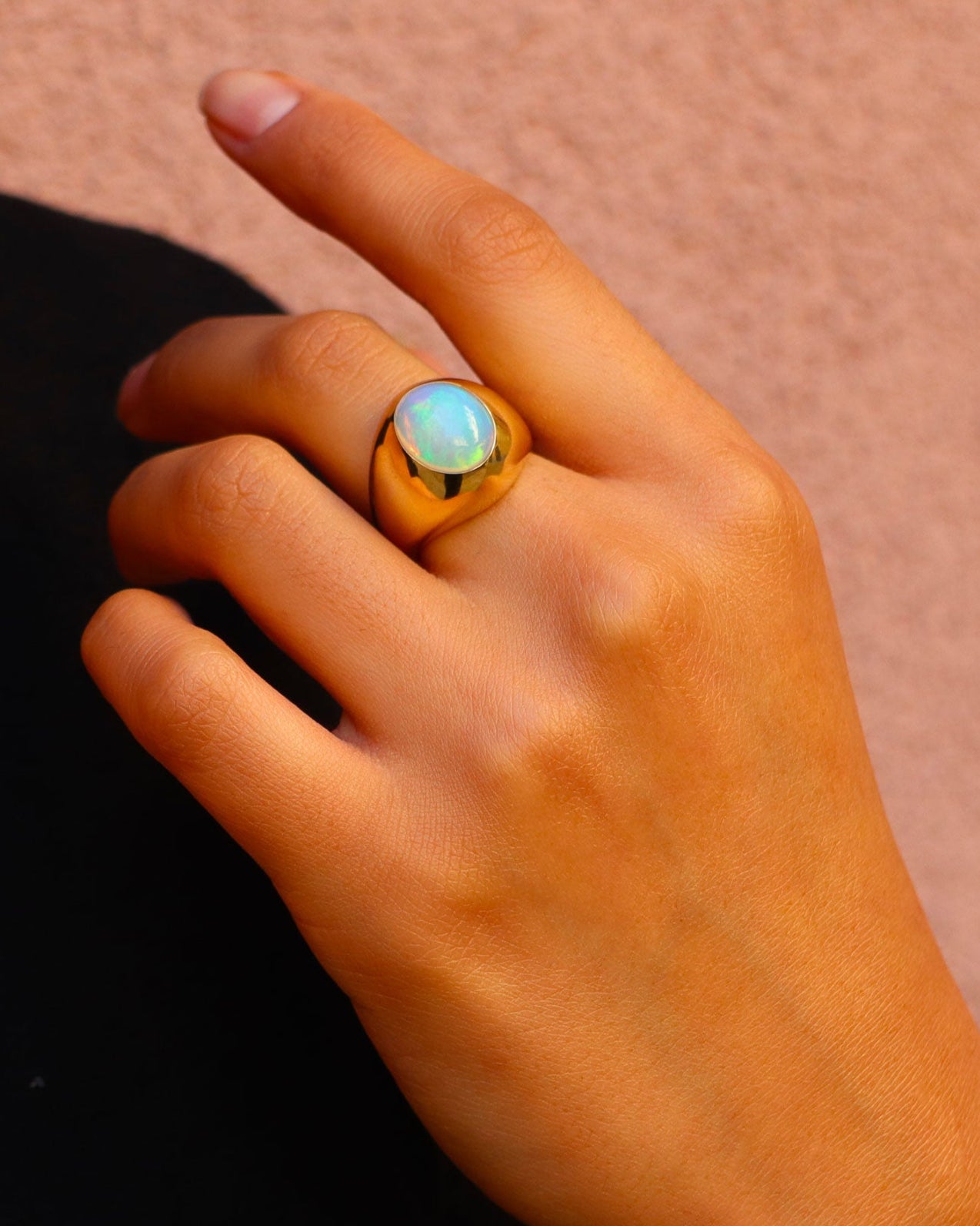 Anello Opale Cabochon