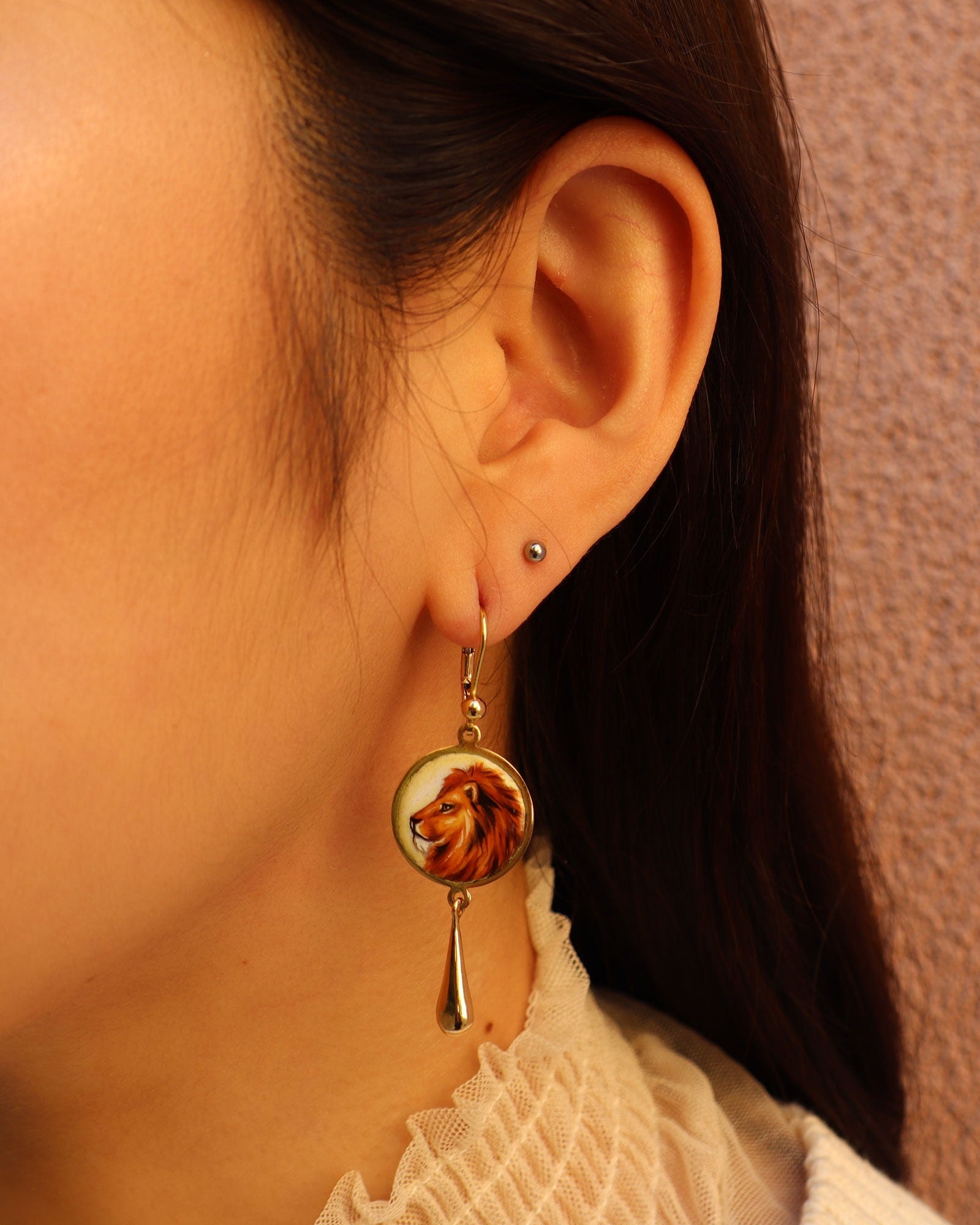 Kings of the Jungle Pendant Earrings