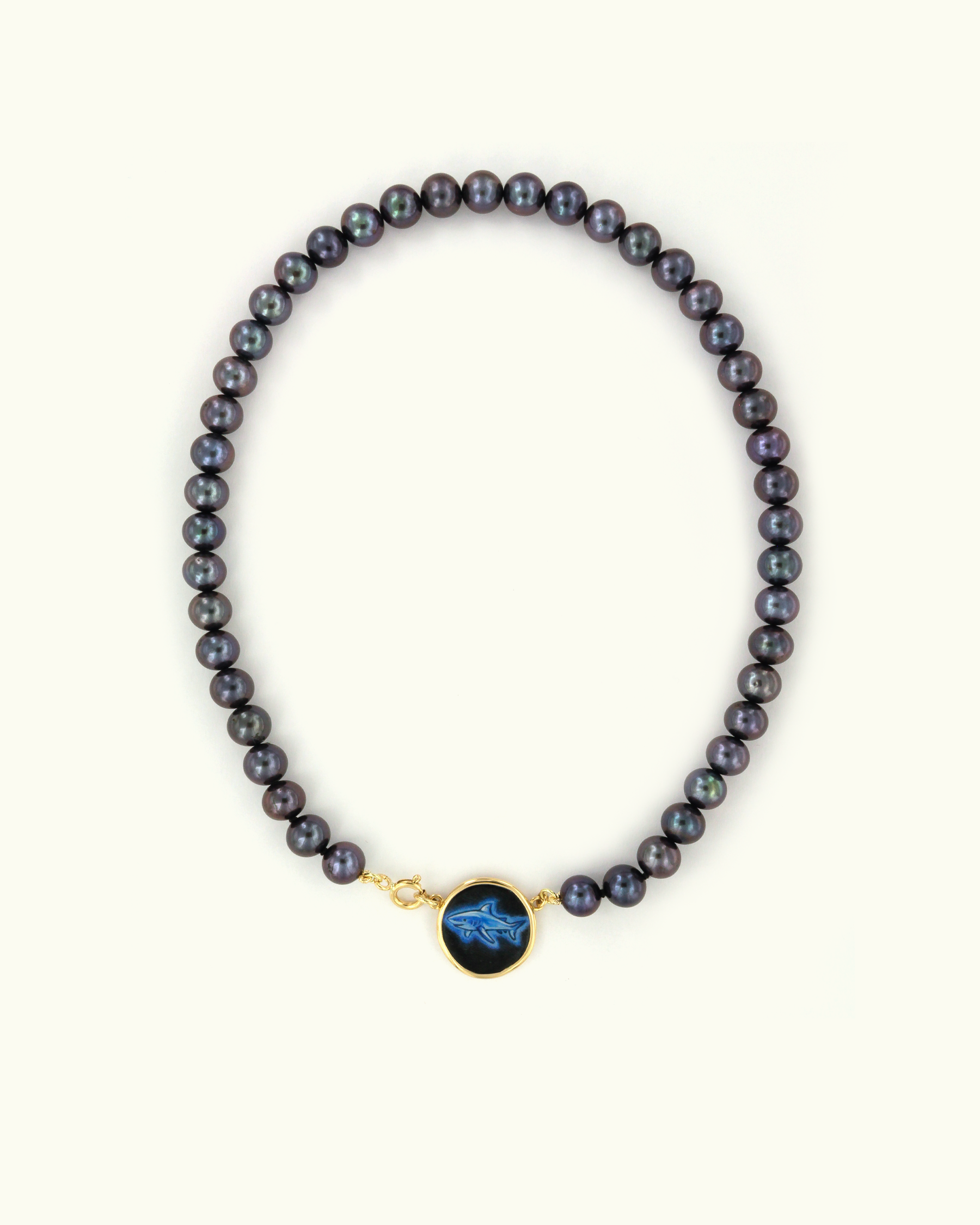 Blue Shark Coloris Necklace with Black Pearl