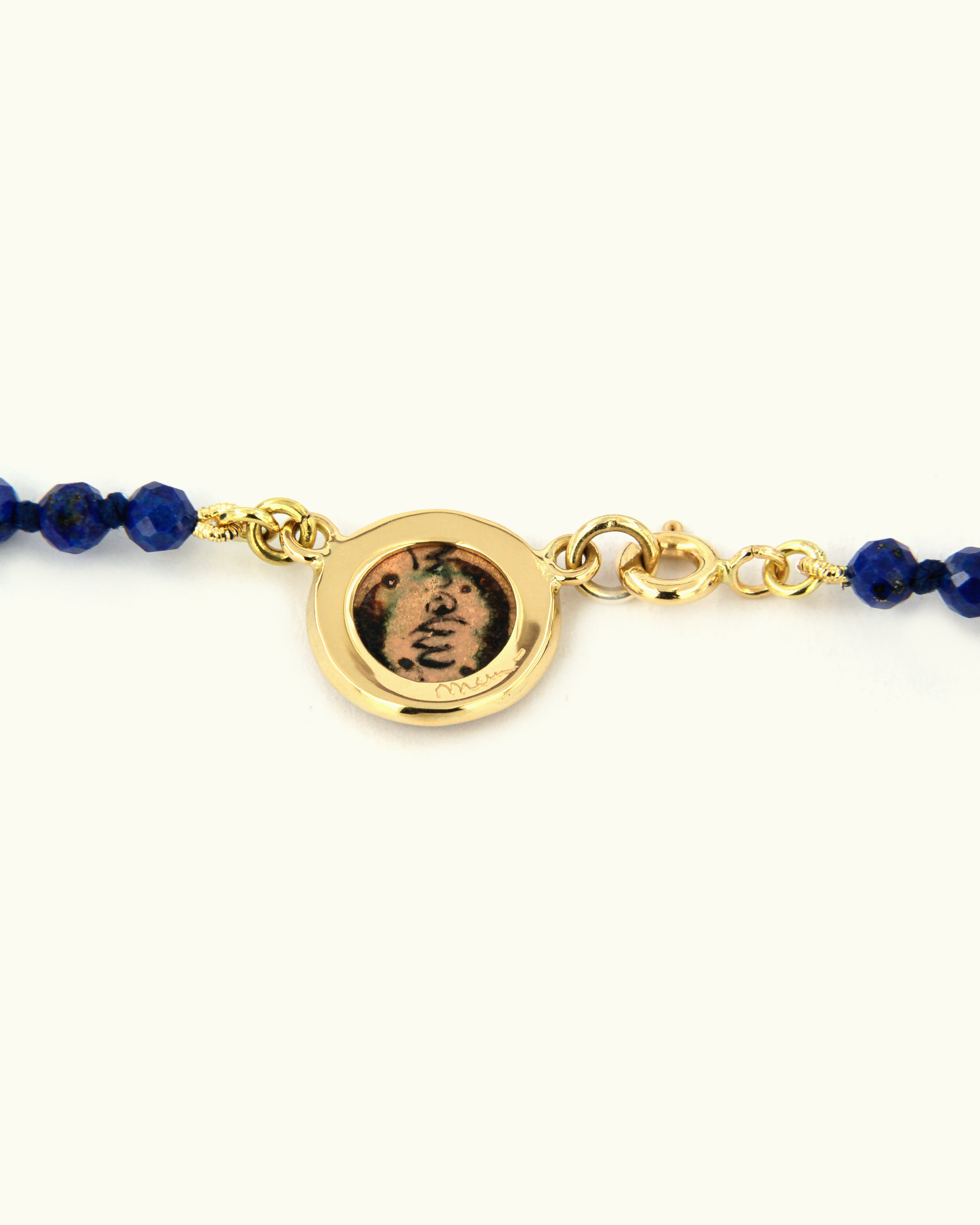 Tiger Shark Coloris Necklace in Midnight Blue