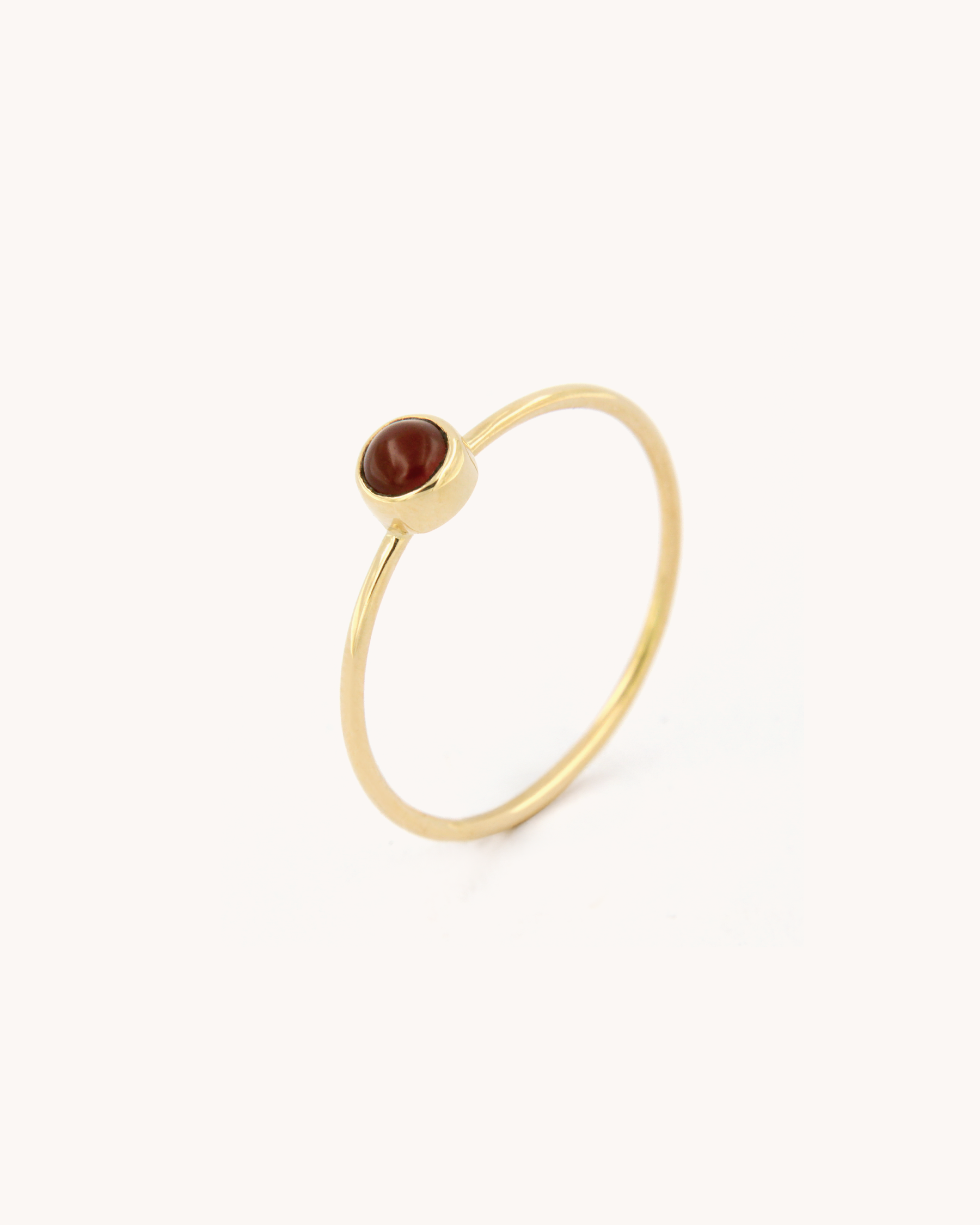 Anello a Filo con Corniola