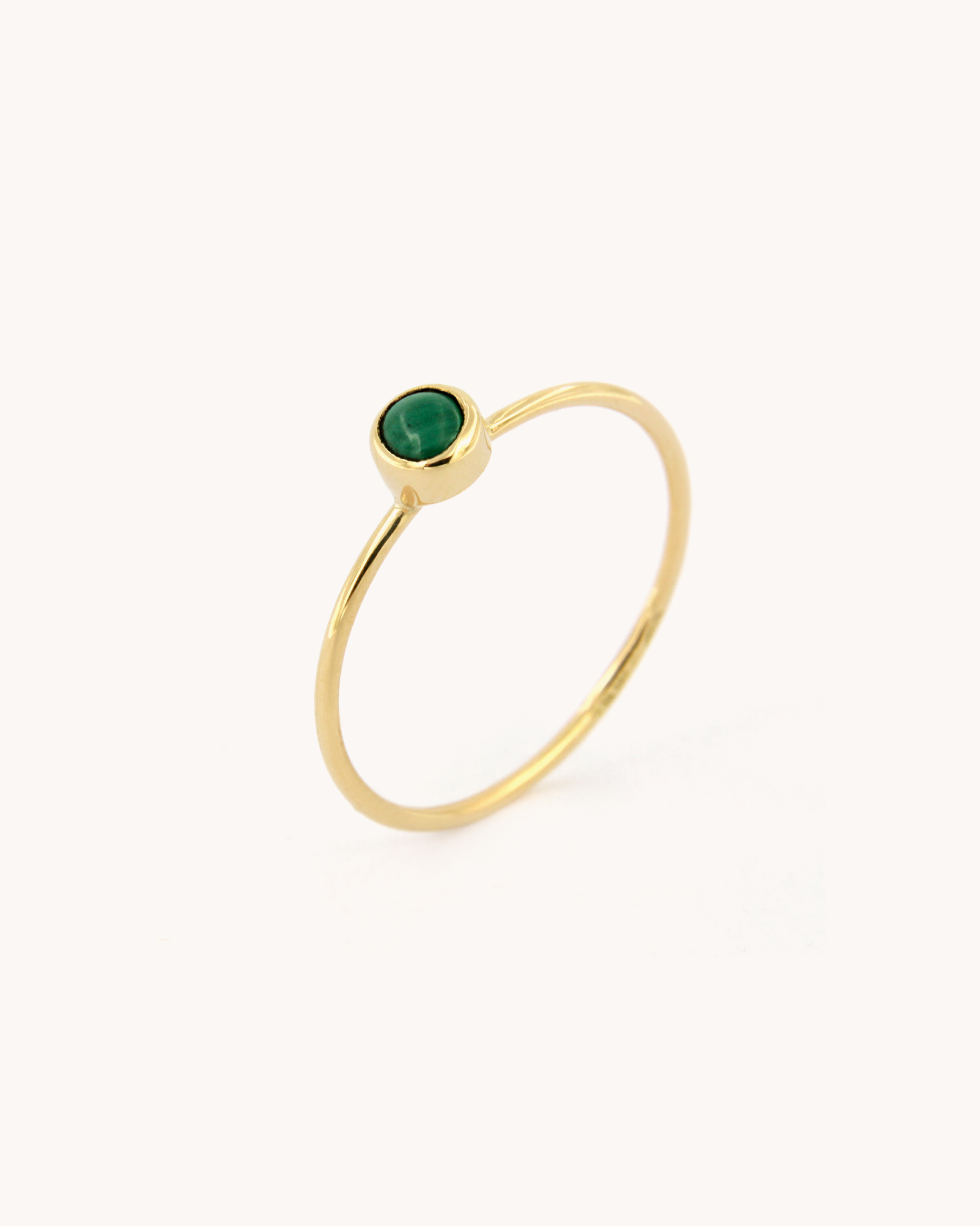 Anello a Filo con Malachite
