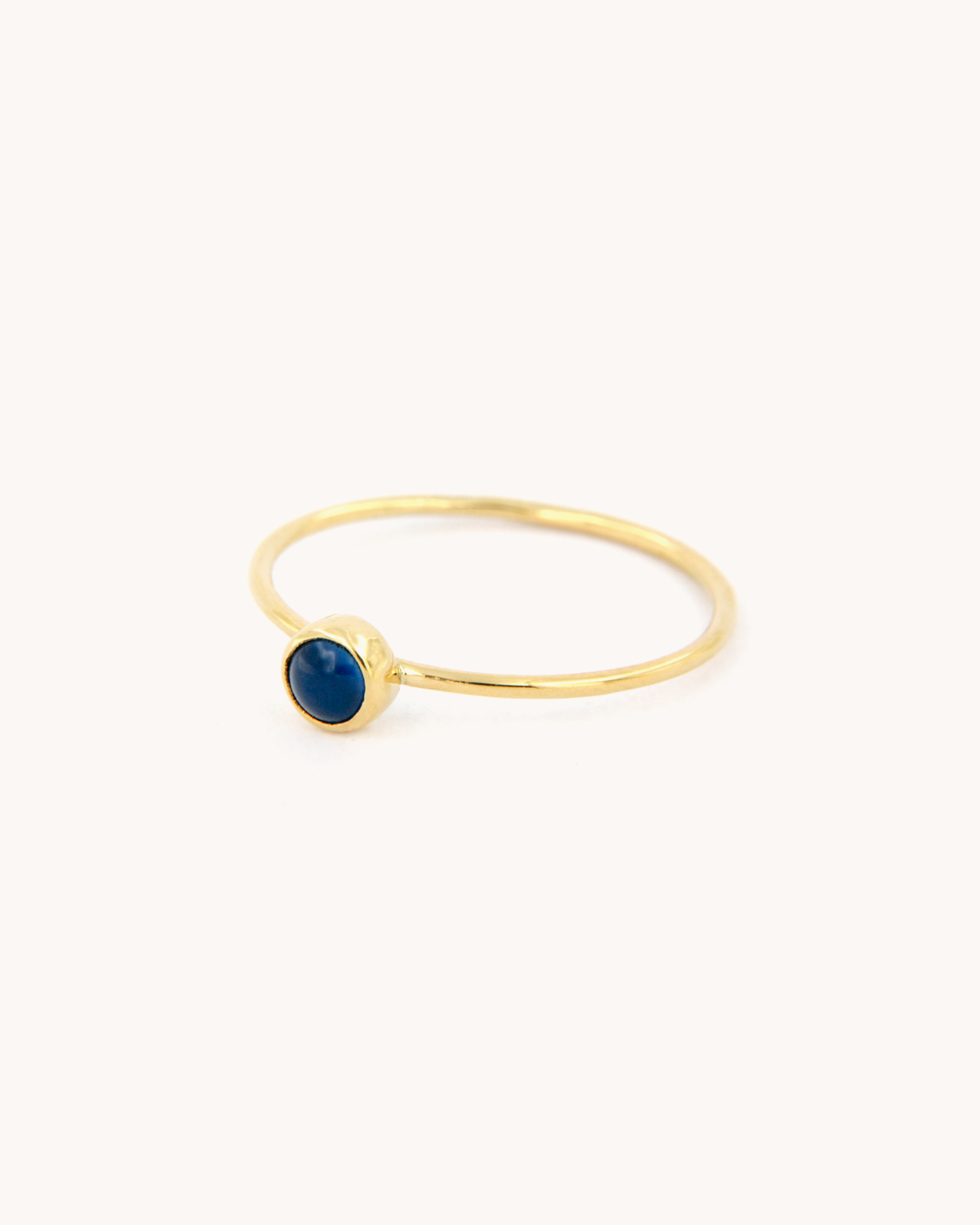 Anello a Filo con Agata Blu