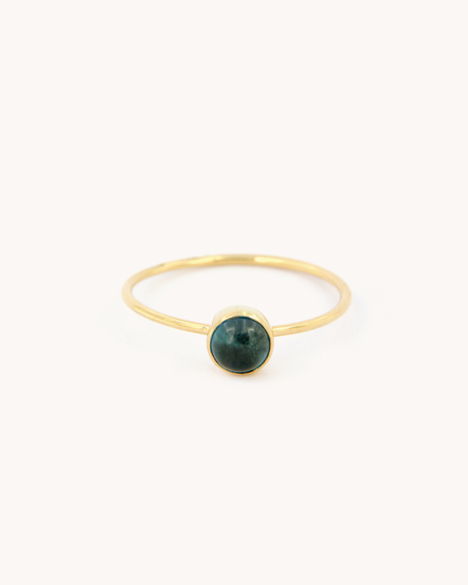 Anello a Filo con Topazio Blu