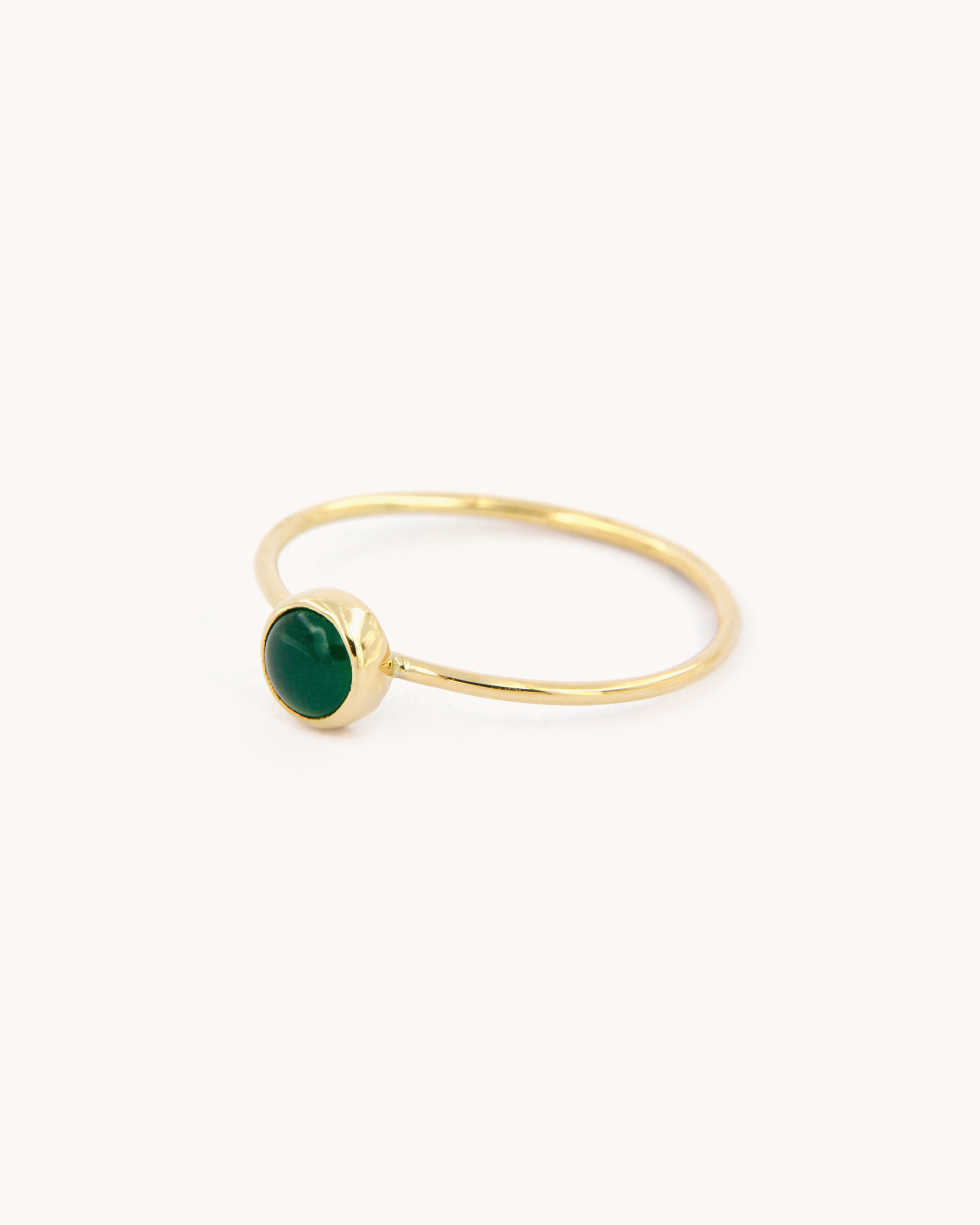 Anello a Filo con Agata Verde