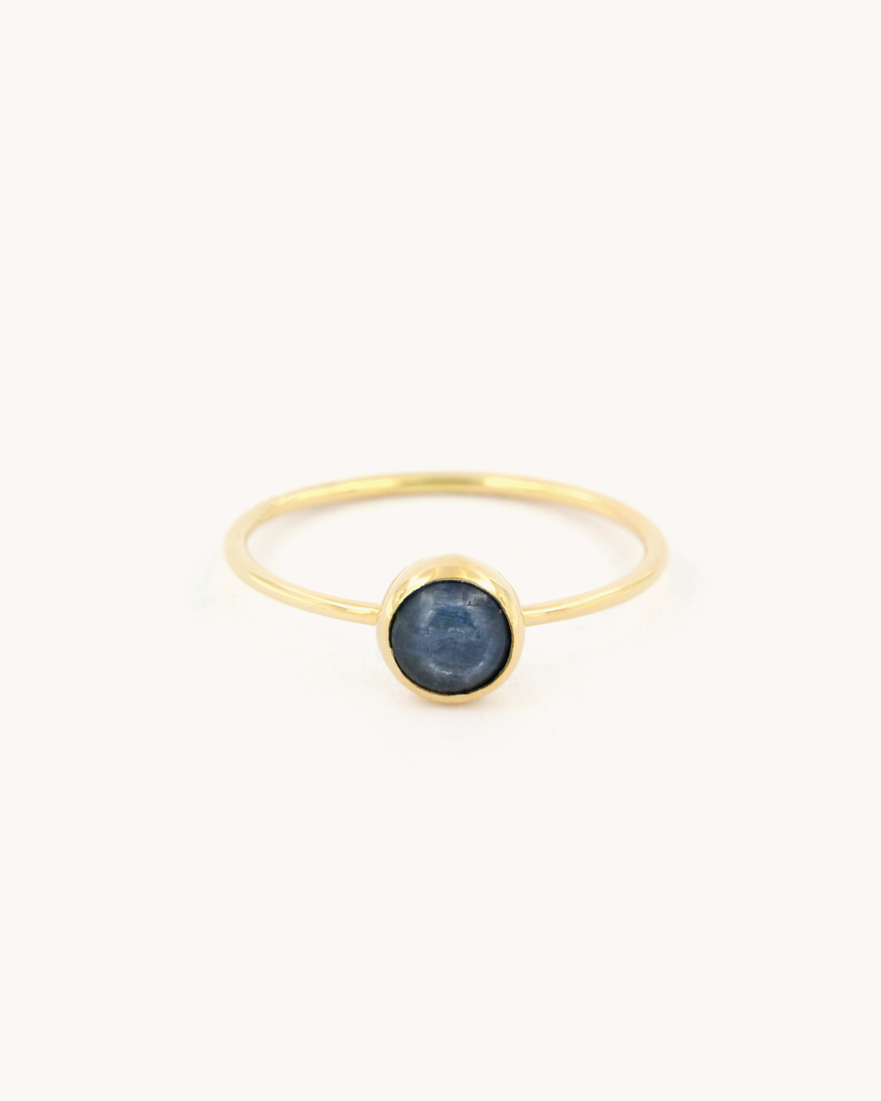 Anello a Filo con Cianite