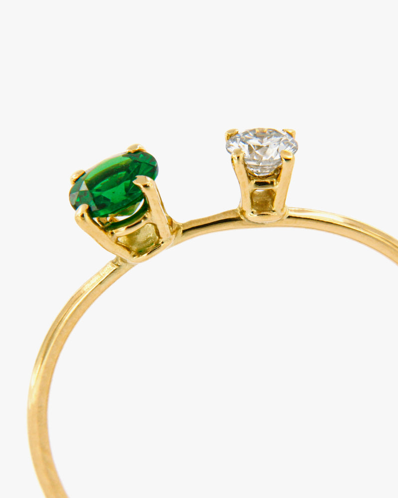 Anello a Filo con Tsavorite e Diamante