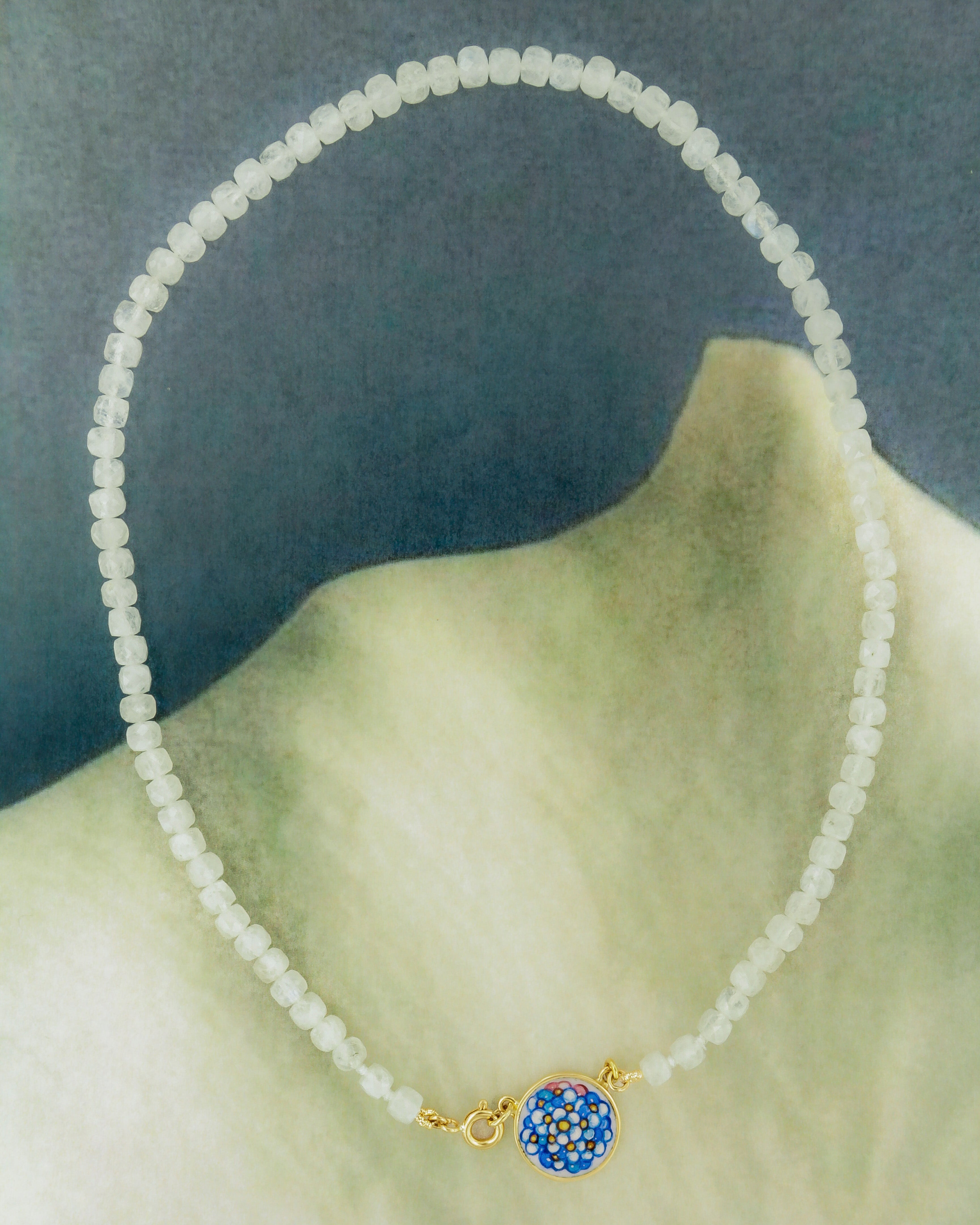 Collana Coloris Fioritura nel Bianco di Luna