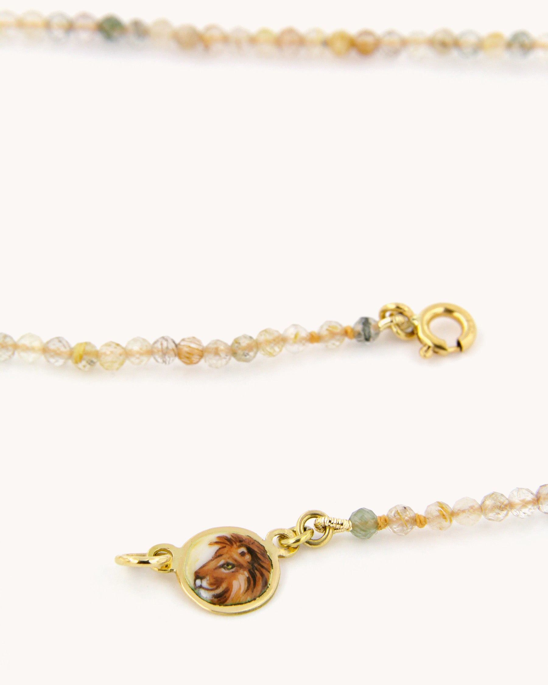 Collana Coloris Leone tra le Sabbia Dorata
