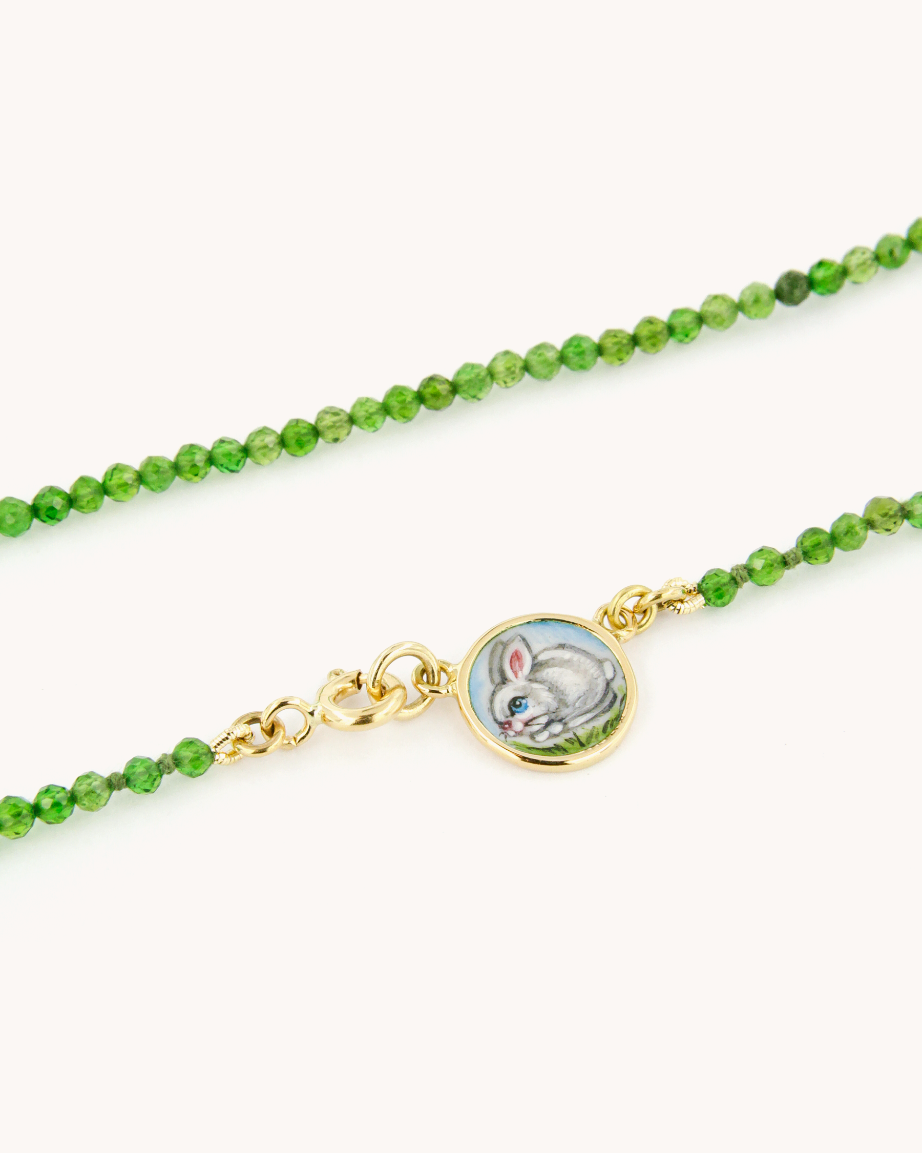 Coloris Necklace Rabbit in Meadow Green