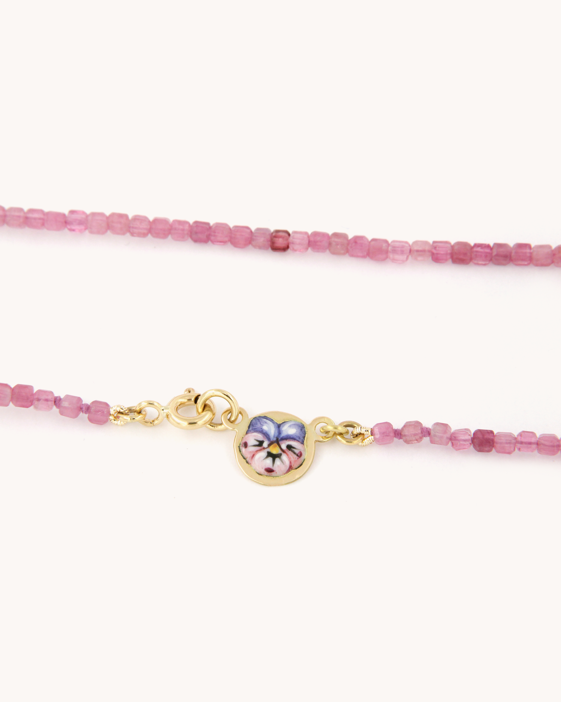 Collana Coloris Pansé nel Rosa Soave