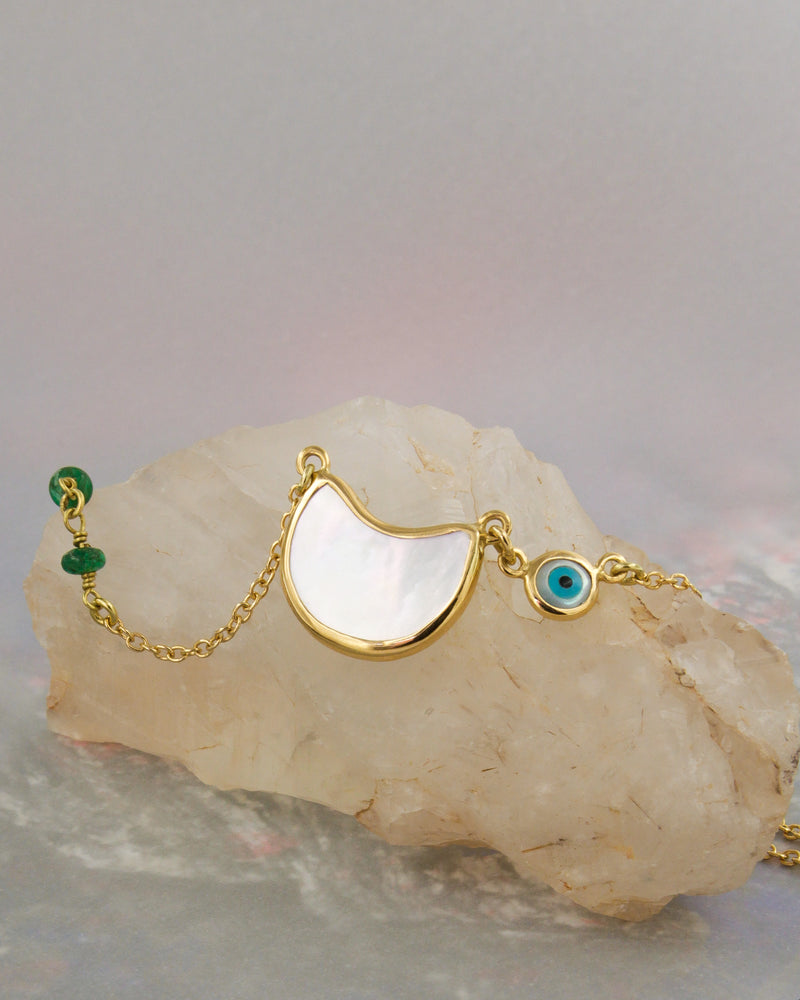 Gaze in the Moonlight Necklace