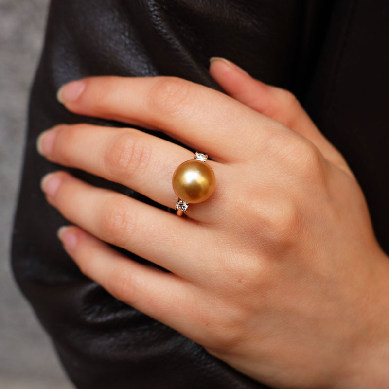 Golden Pearl Diamond Ring