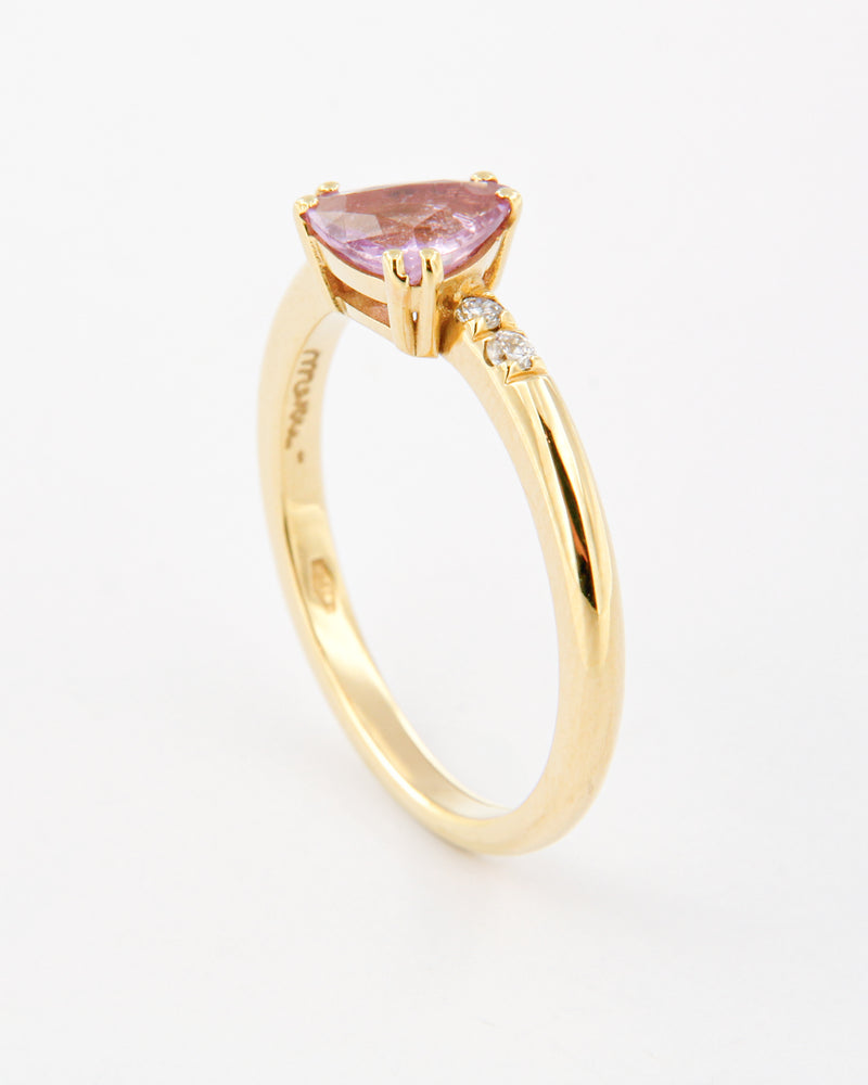 Anello Zaffiro Rosa Trillion con Diamanti