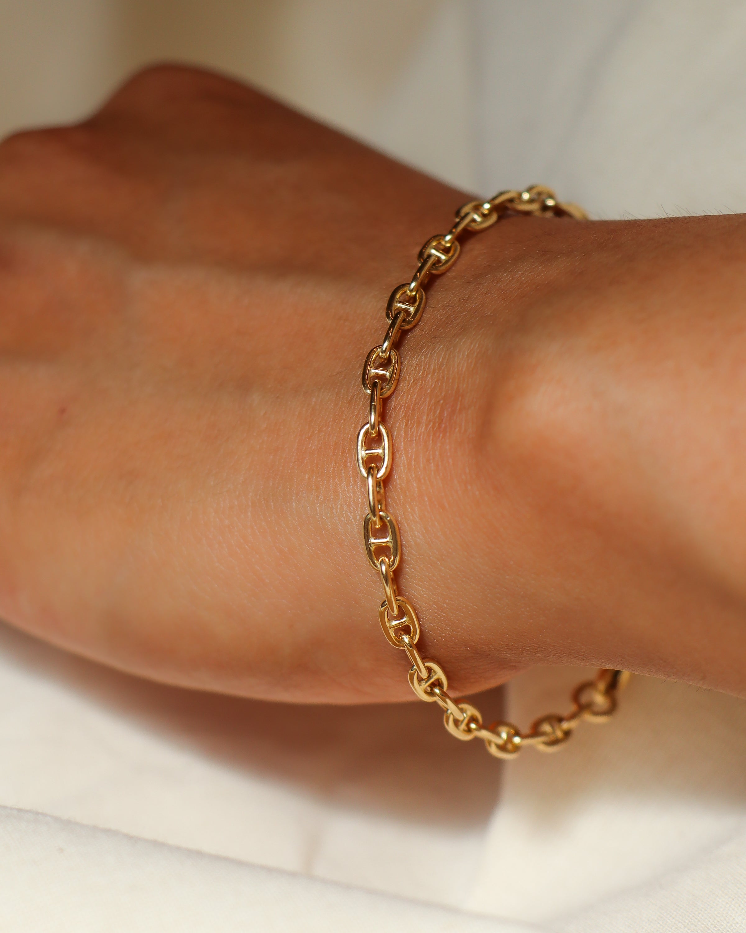 Bracciale in oro giallo 18 carati con maglia marina classica, Merù Gioielli.