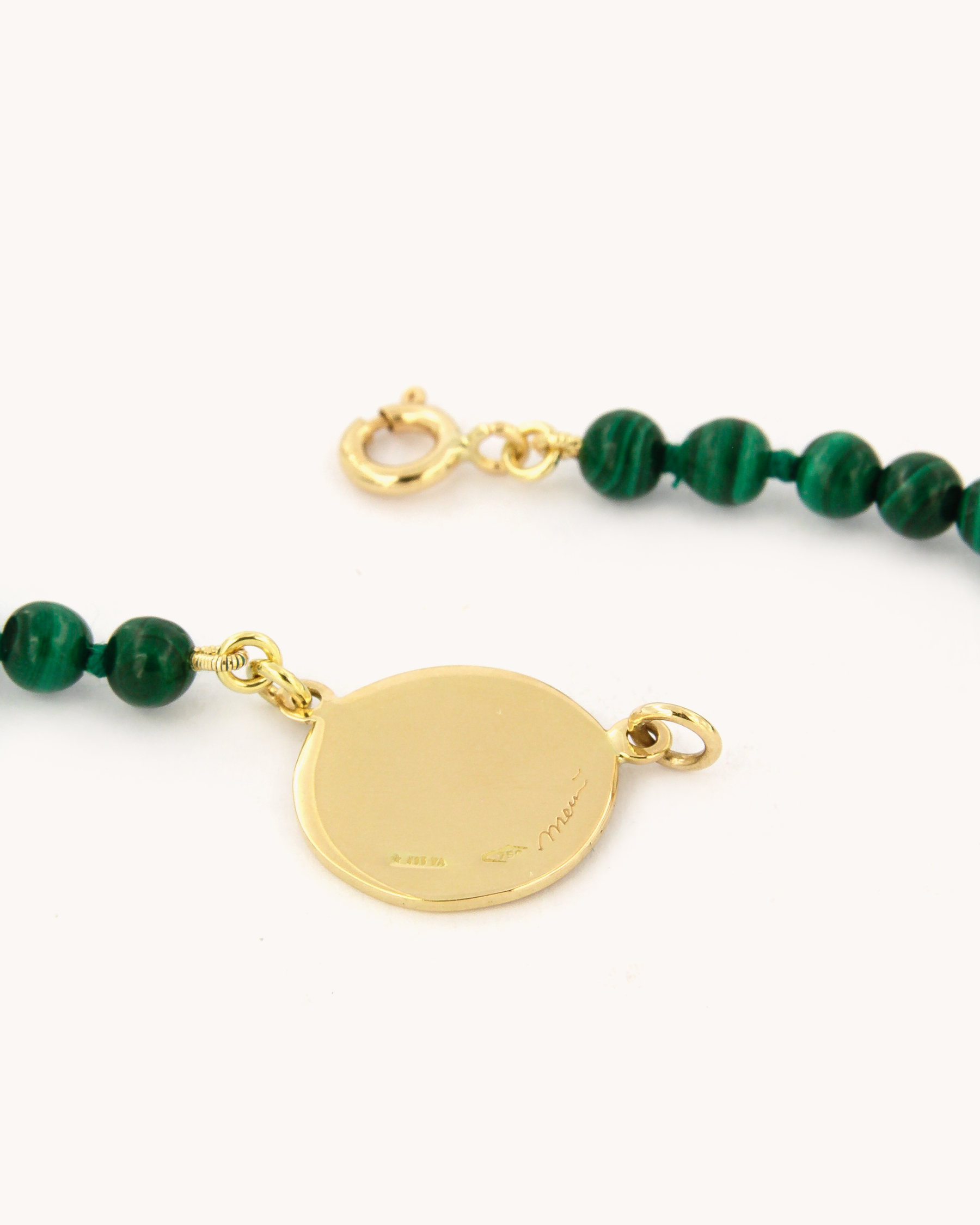 Collana Coloris Angelo in malachite con piastra dipinta a mano in smalto a fuoco, vista retro