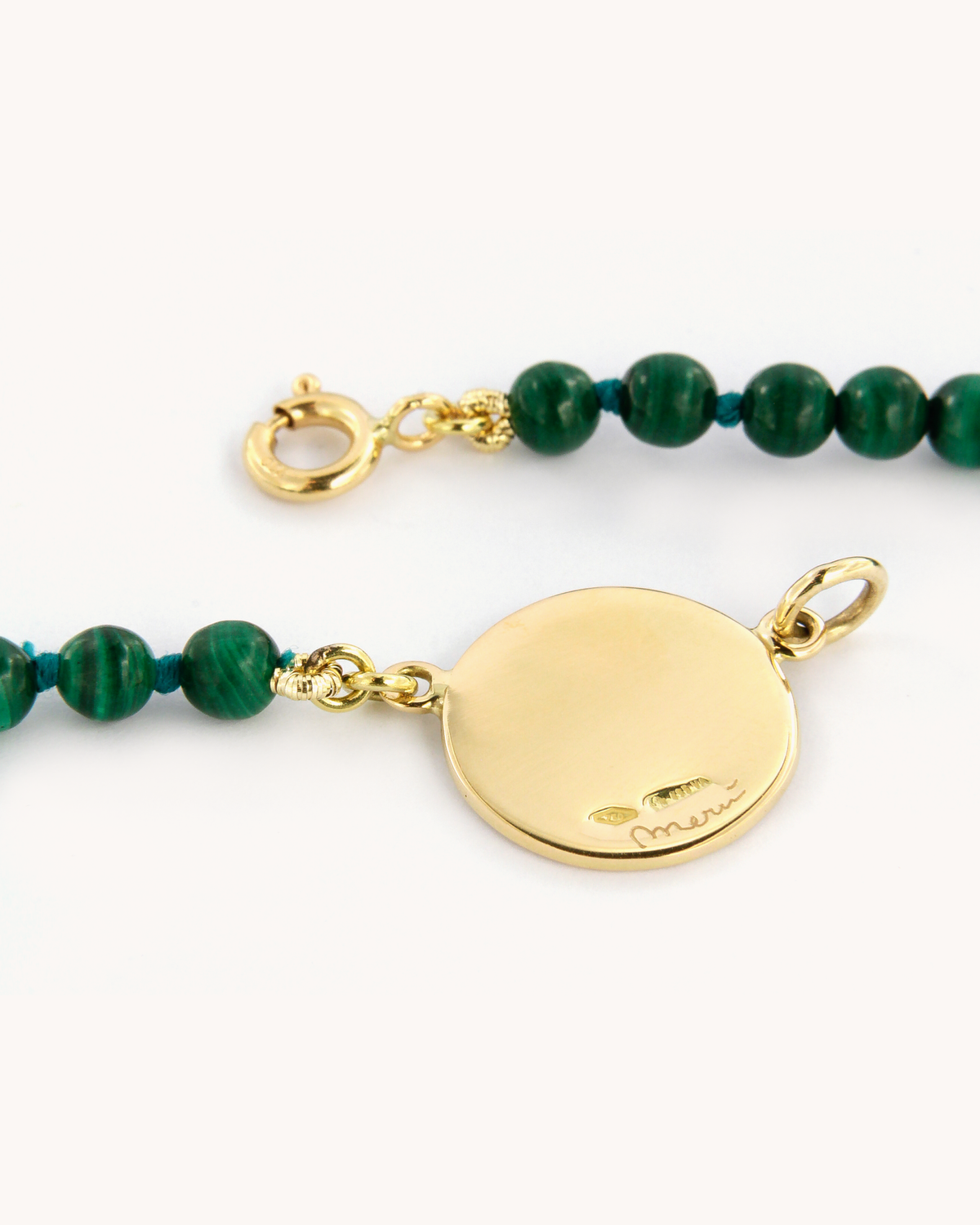 Collana Coloris Luna in Venere in malachite e oro giallo 18K con piastra dipinta a mano in smalto a fuoco